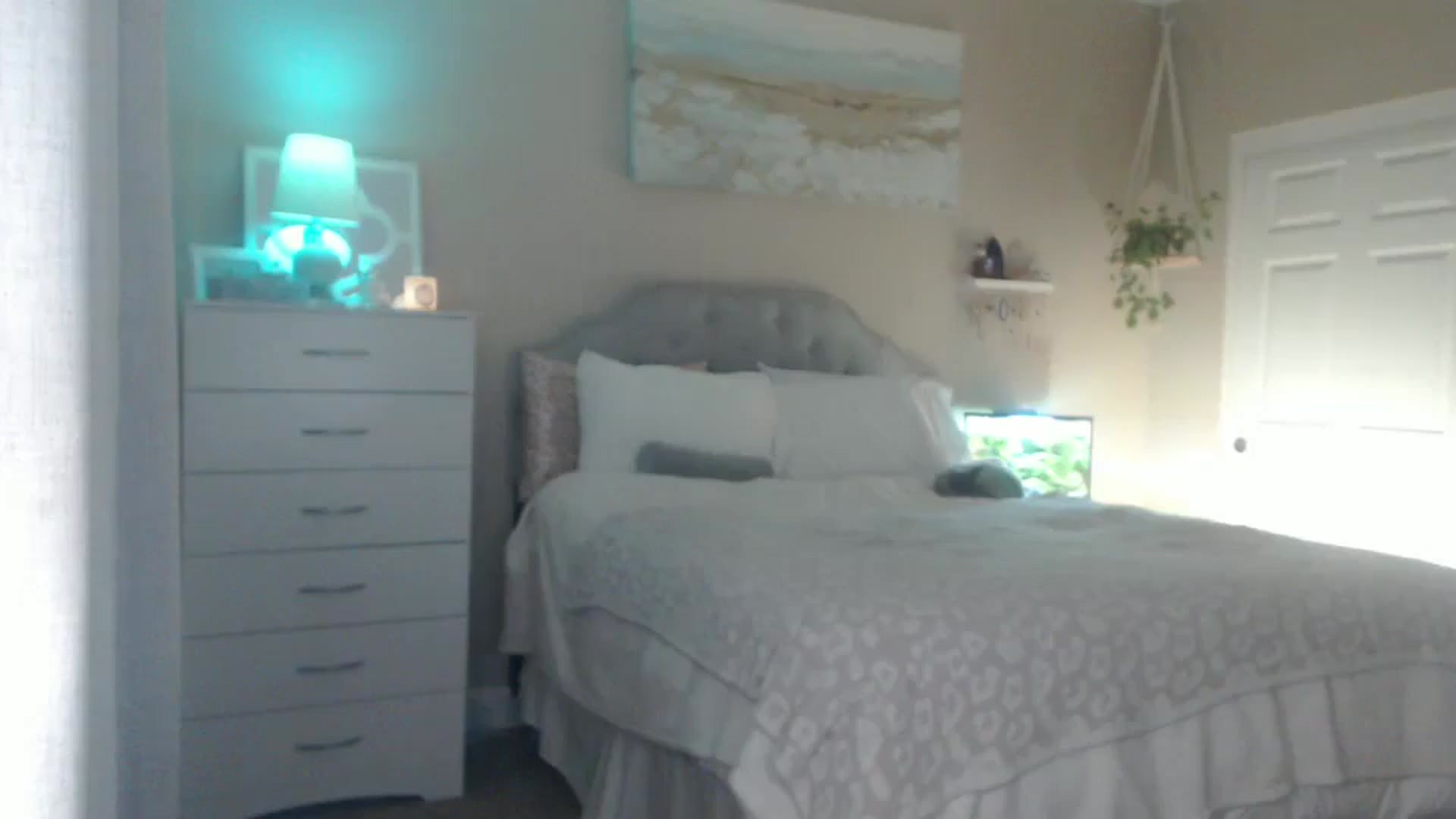 Gallery image thumbnail from Queen_bambii's myfreecams stream on, 08/23/2025, 07:40 image 9 of 20