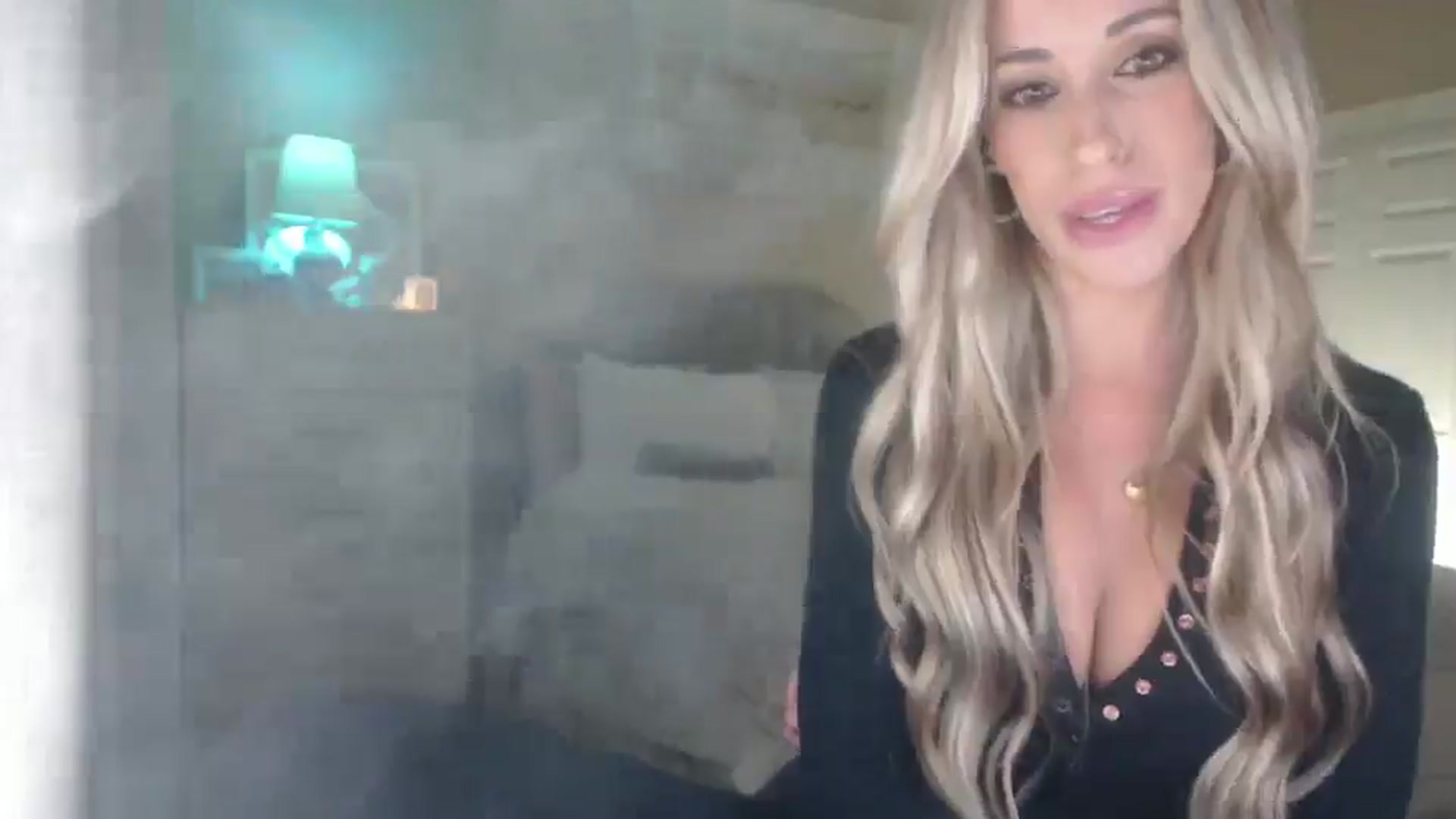 Gallery image thumbnail from Queen_bambii's myfreecams stream on, 08/23/2025, 07:40 image 2 of 20