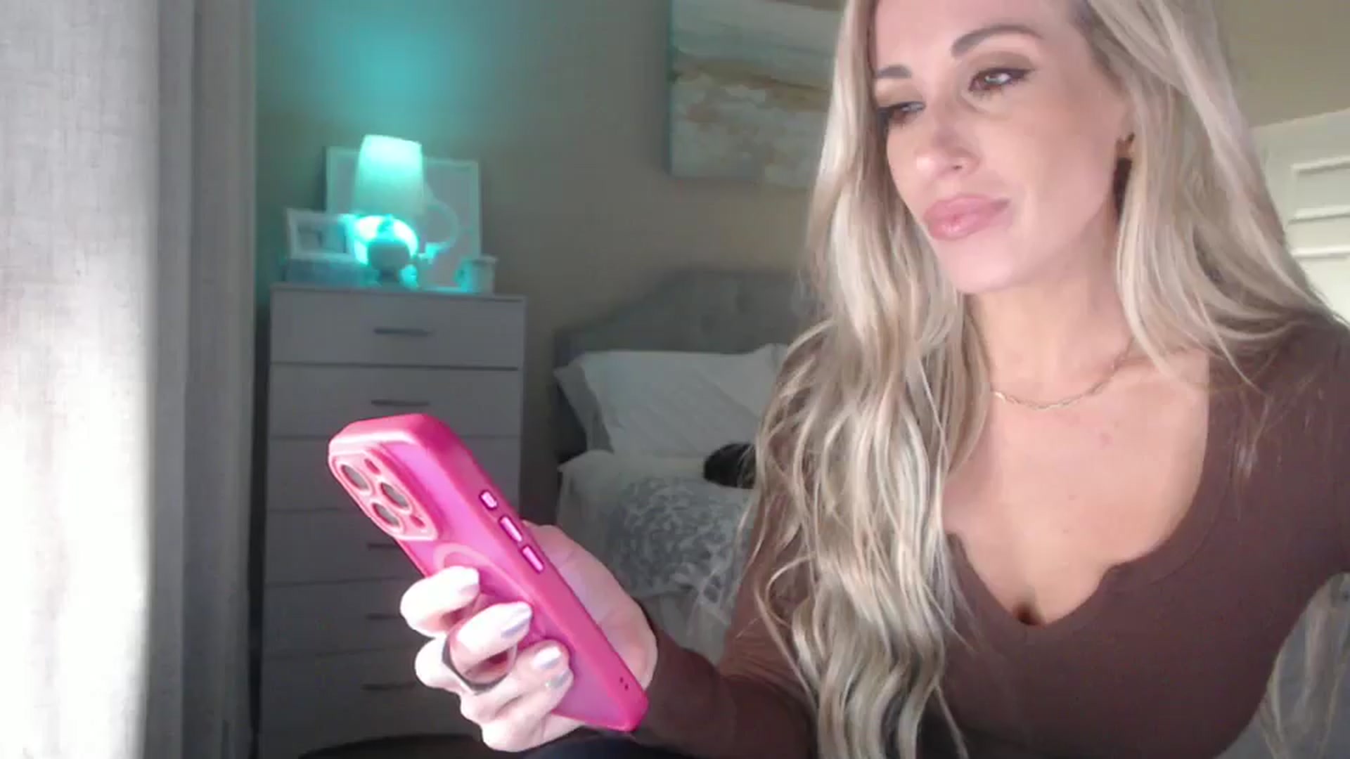 Gallery image thumbnail from Queen_bambii's myfreecams stream on, 09/16/2025, 05:58 image 11 of 20