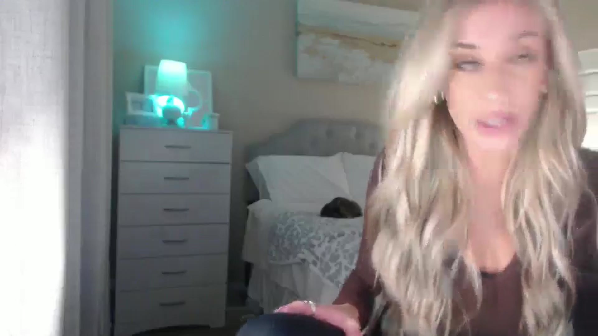 Gallery image thumbnail from Queen_bambii's myfreecams stream on, 09/16/2025, 05:58 image 6 of 20