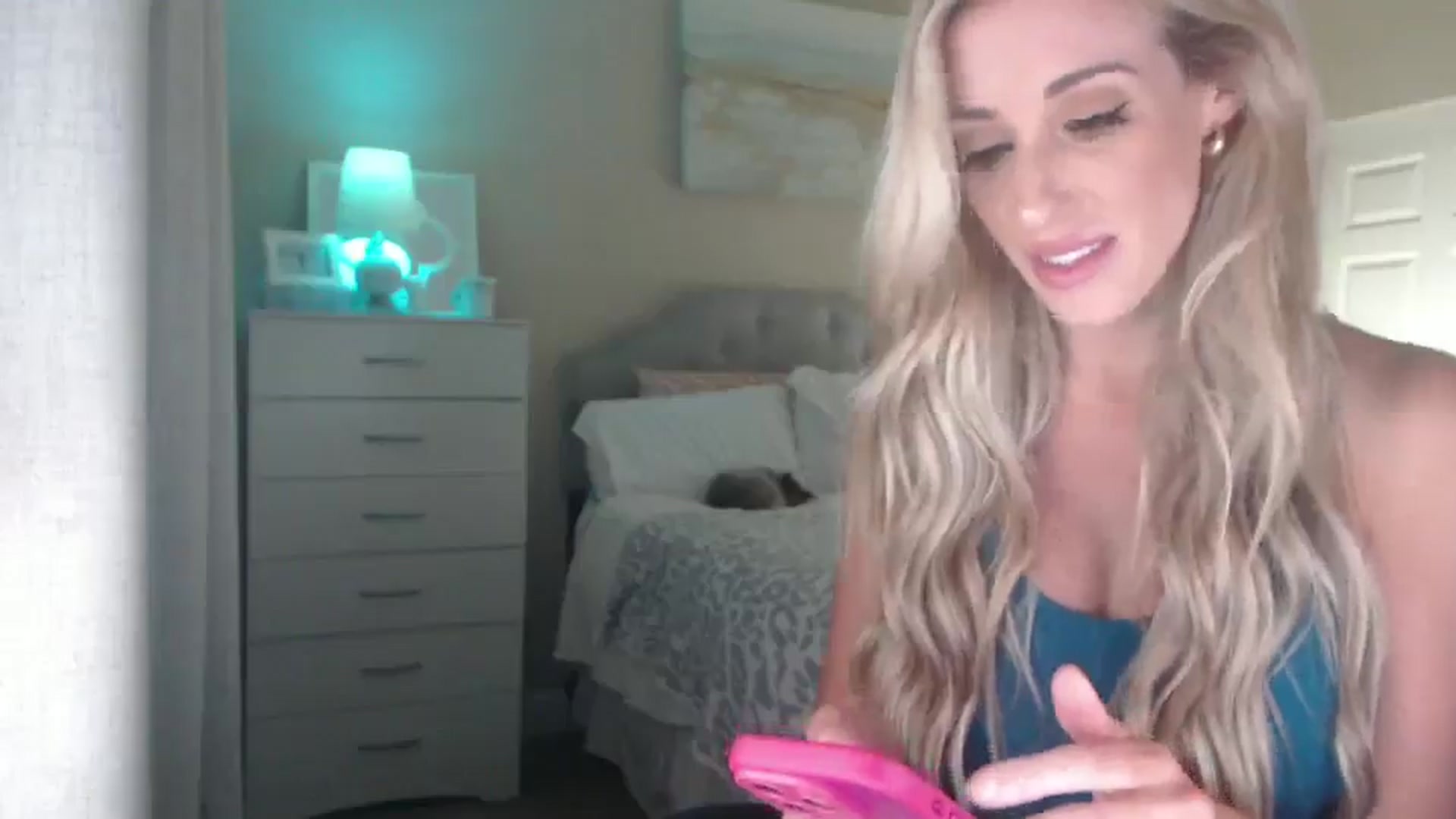 Gallery image thumbnail from Queen_bambii's myfreecams stream on, 09/20/2025, 05:54 image 9 of 20