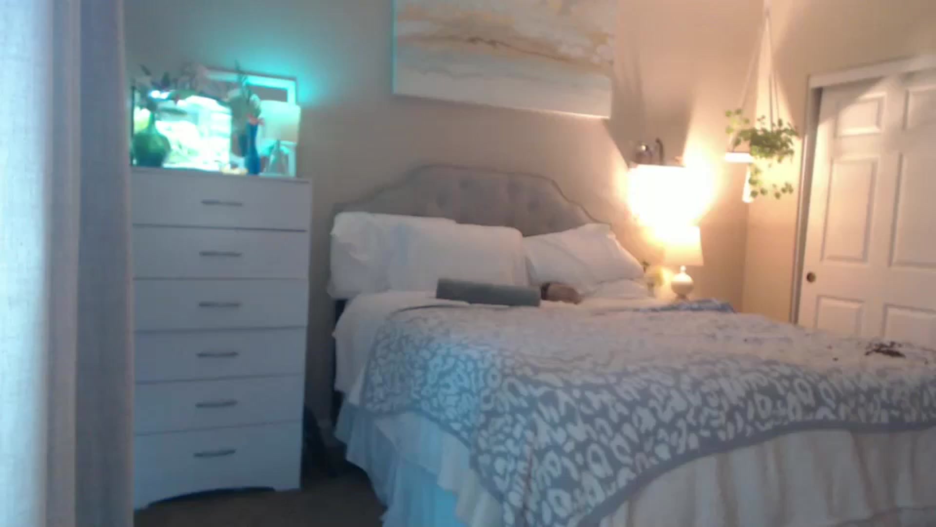 Gallery image thumbnail from Queen_bambii's myfreecams stream on, 10/11/2025, 24:43 image 2 of 20