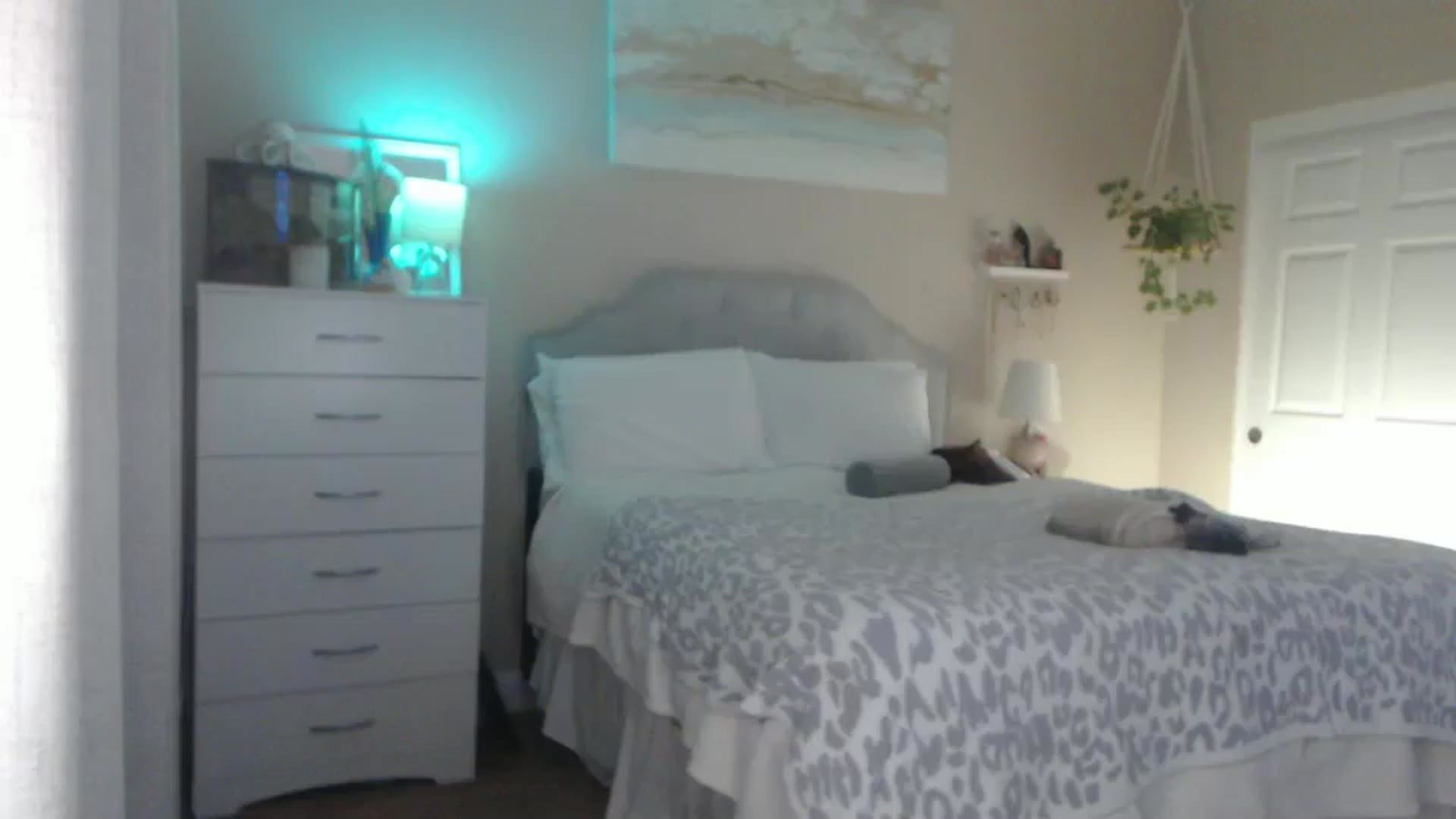 Gallery image thumbnail from Queen_bambii's myfreecams stream on, 10/28/2025, 08:17 image 5 of 20