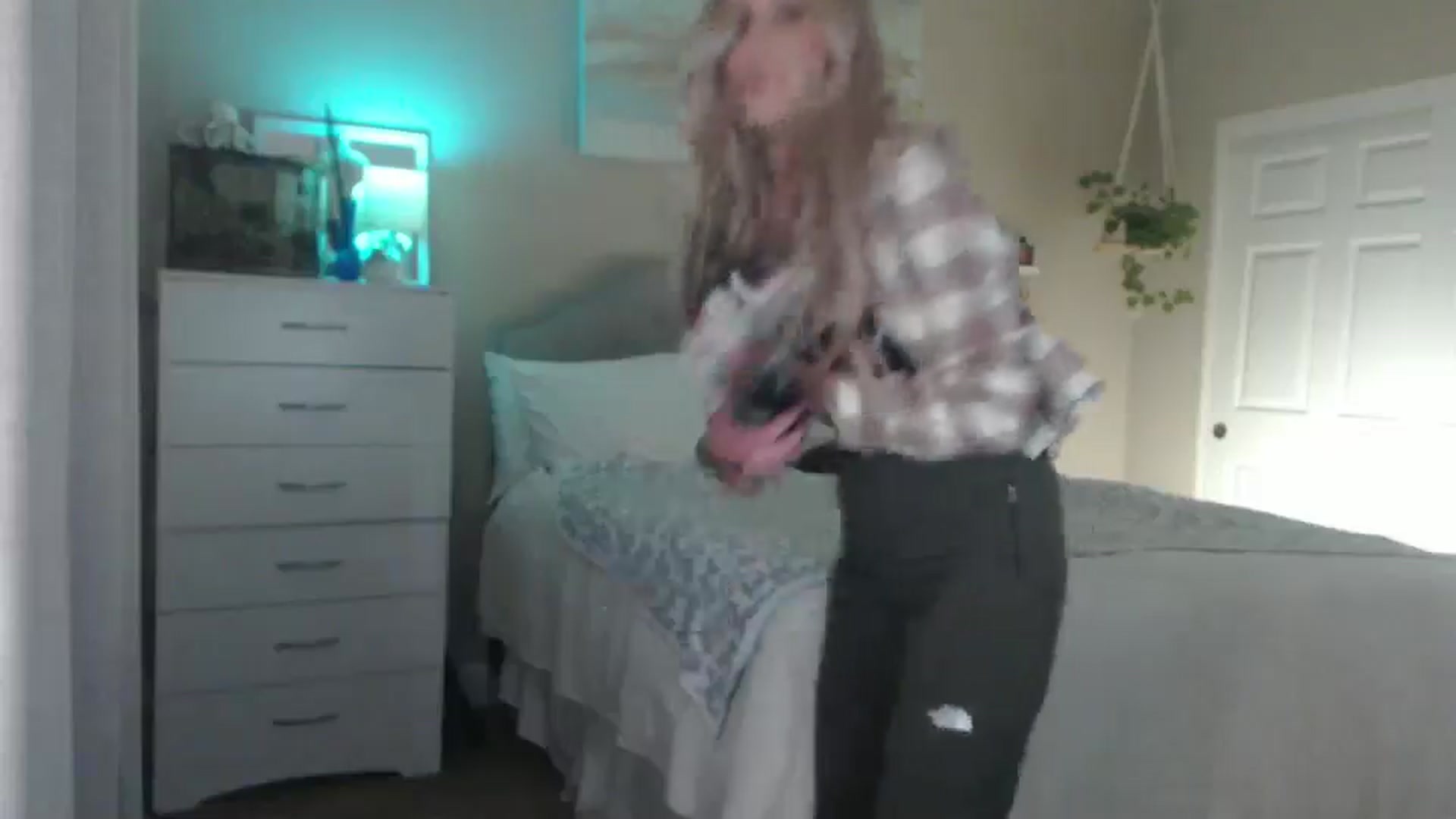 Gallery image thumbnail from Queen_bambii's myfreecams stream on, 11/05/2025, 08:47 image 14 of 20