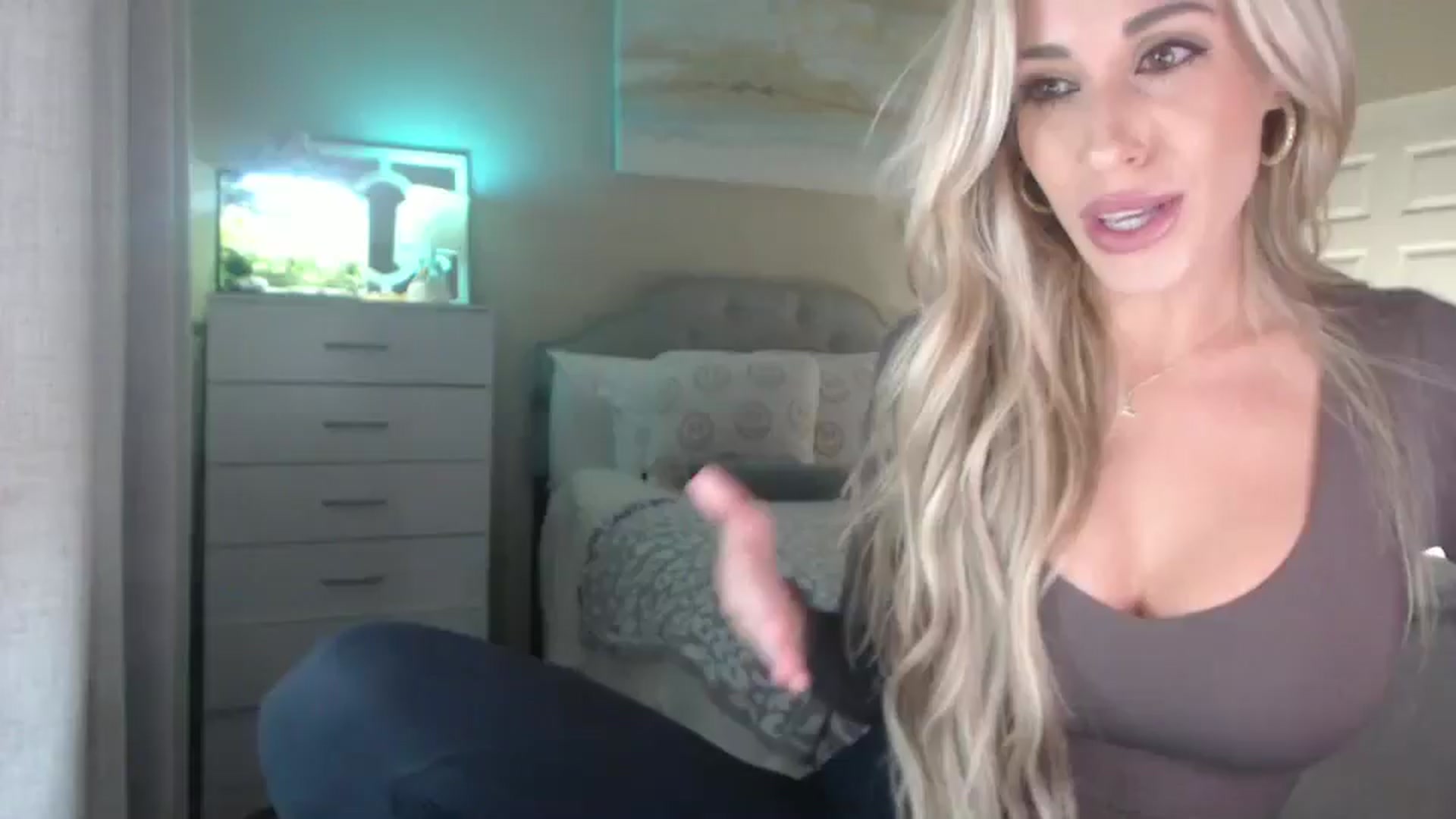 Gallery image thumbnail from Queen_bambii's myfreecams stream on, 11/11/2025, 05:13 image 20 of 20