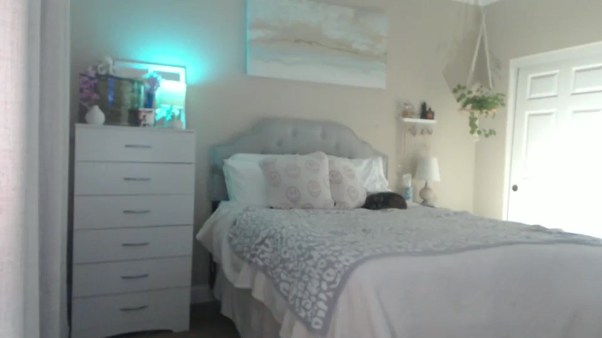 Gallery image thumbnail from Queen_bambii's myfreecams stream on, 11/22/2025, 06:03 image 10 of 20