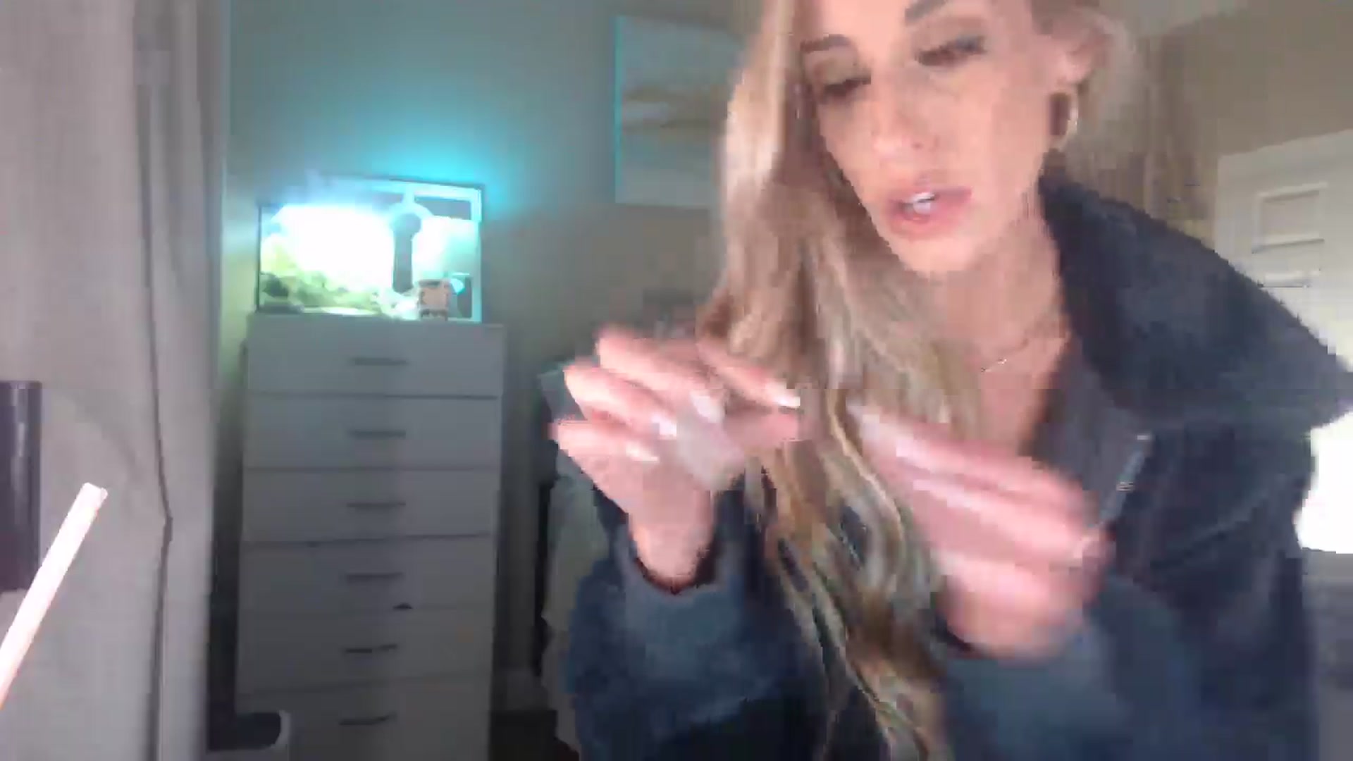 Gallery image thumbnail from Queen_bambii's myfreecams stream on, 12/05/2025, 08:56 image 10 of 20
