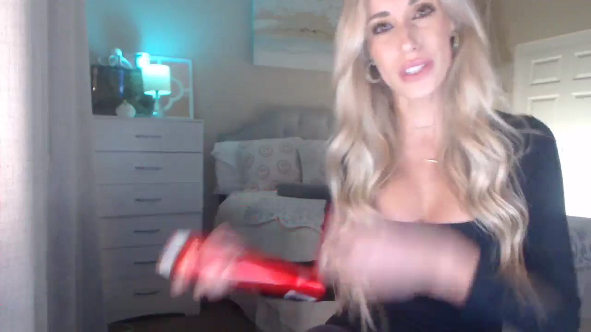 Gallery image thumbnail from Queen_bambii's myfreecams stream on, 12/12/2025, 05:09 image 4 of 20