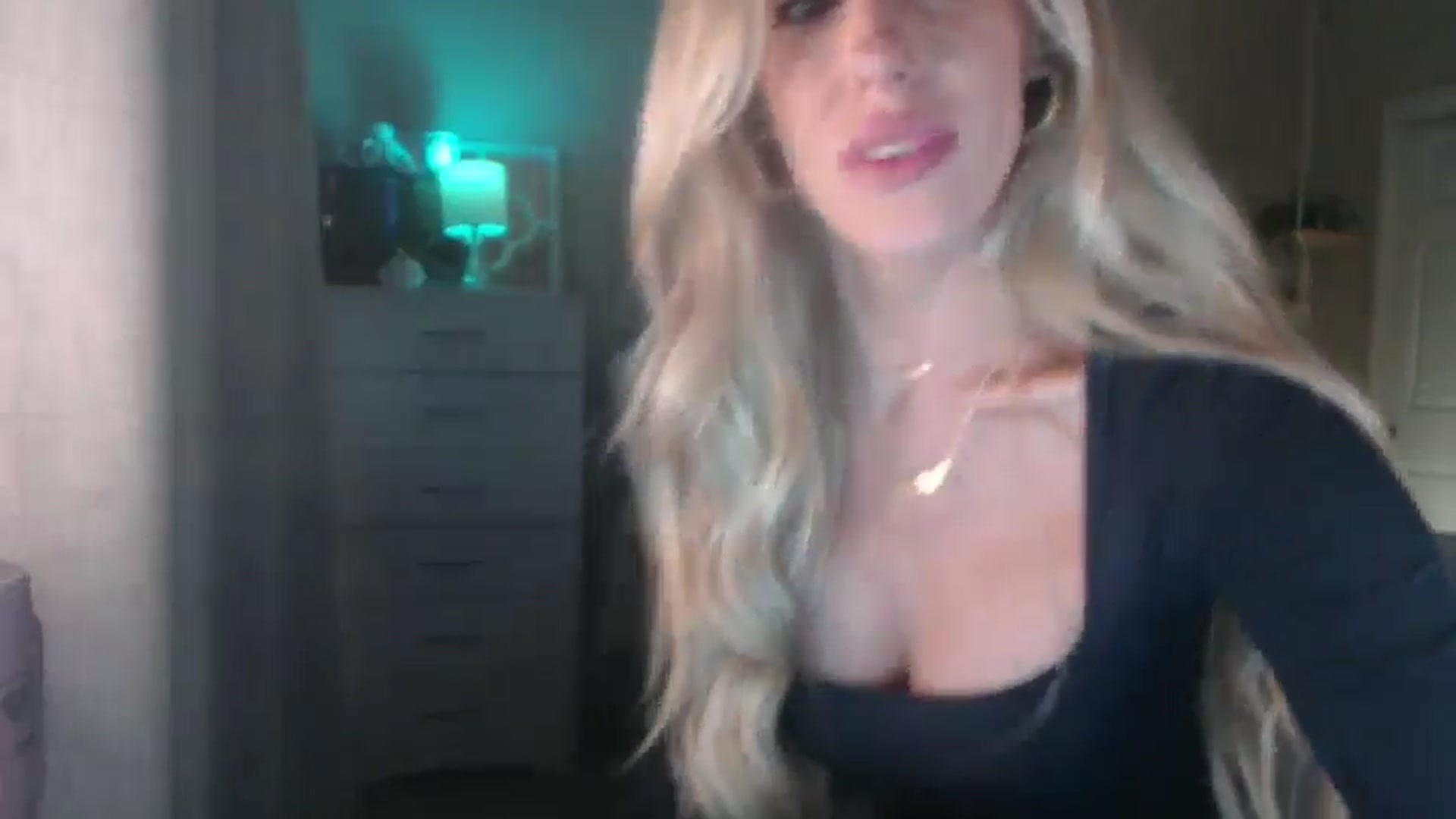 Gallery image thumbnail from Queen_bambii's myfreecams stream on, 12/12/2025, 05:09 image 9 of 20