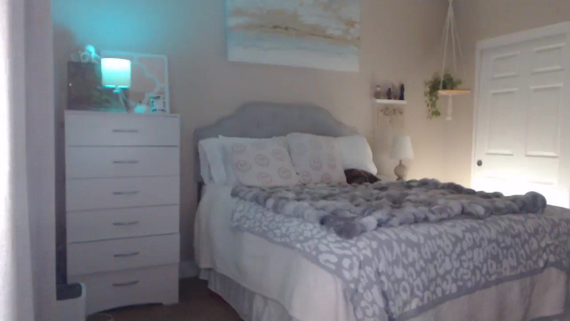 Gallery image thumbnail from Queen_bambii's myfreecams stream on, 12/18/2025, 07:35 image 5 of 20
