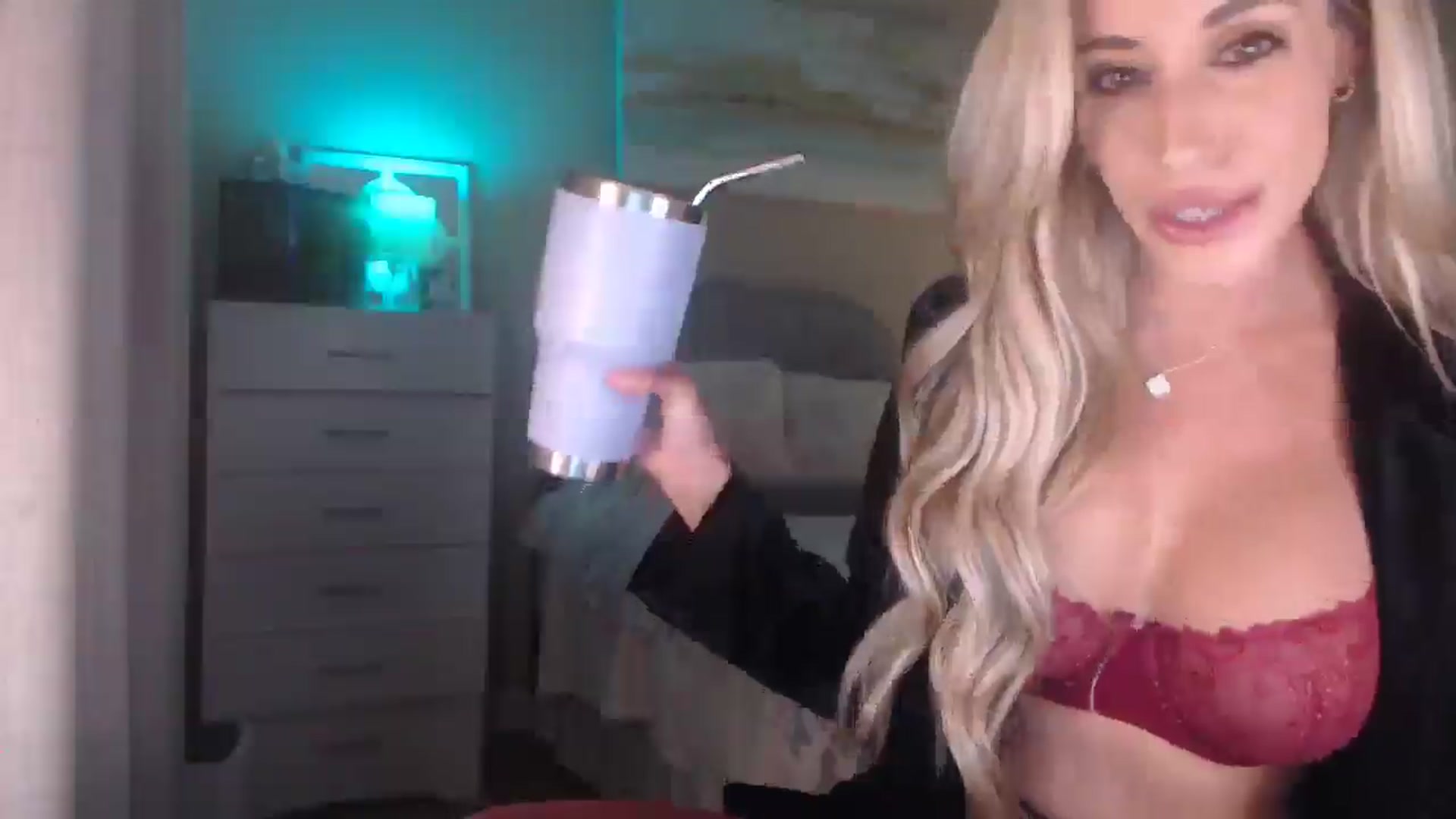 Gallery image thumbnail from Queen_bambii's myfreecams stream on, 12/24/2025, 07:41 image 20 of 20