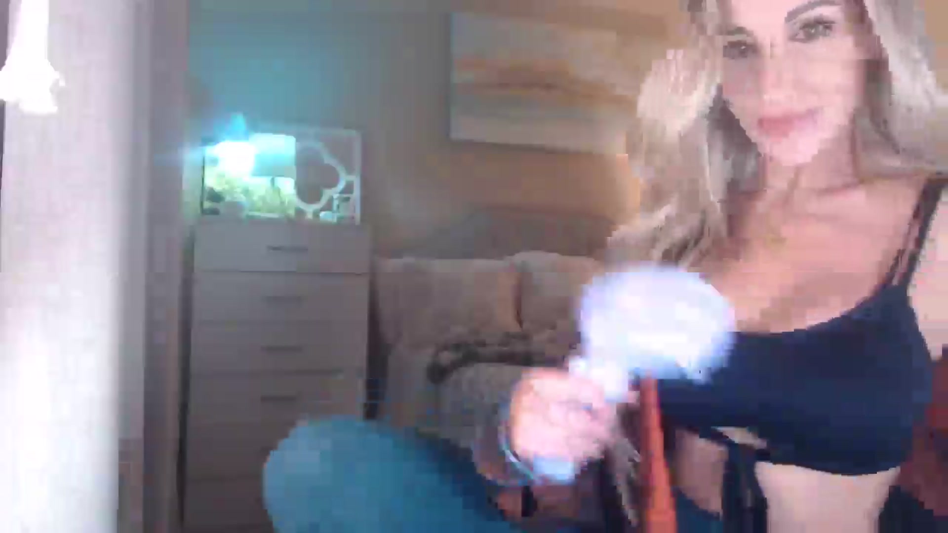 Gallery image thumbnail from Queen_bambii's myfreecams stream on, 01/15/2026, 08:25 image 16 of 20