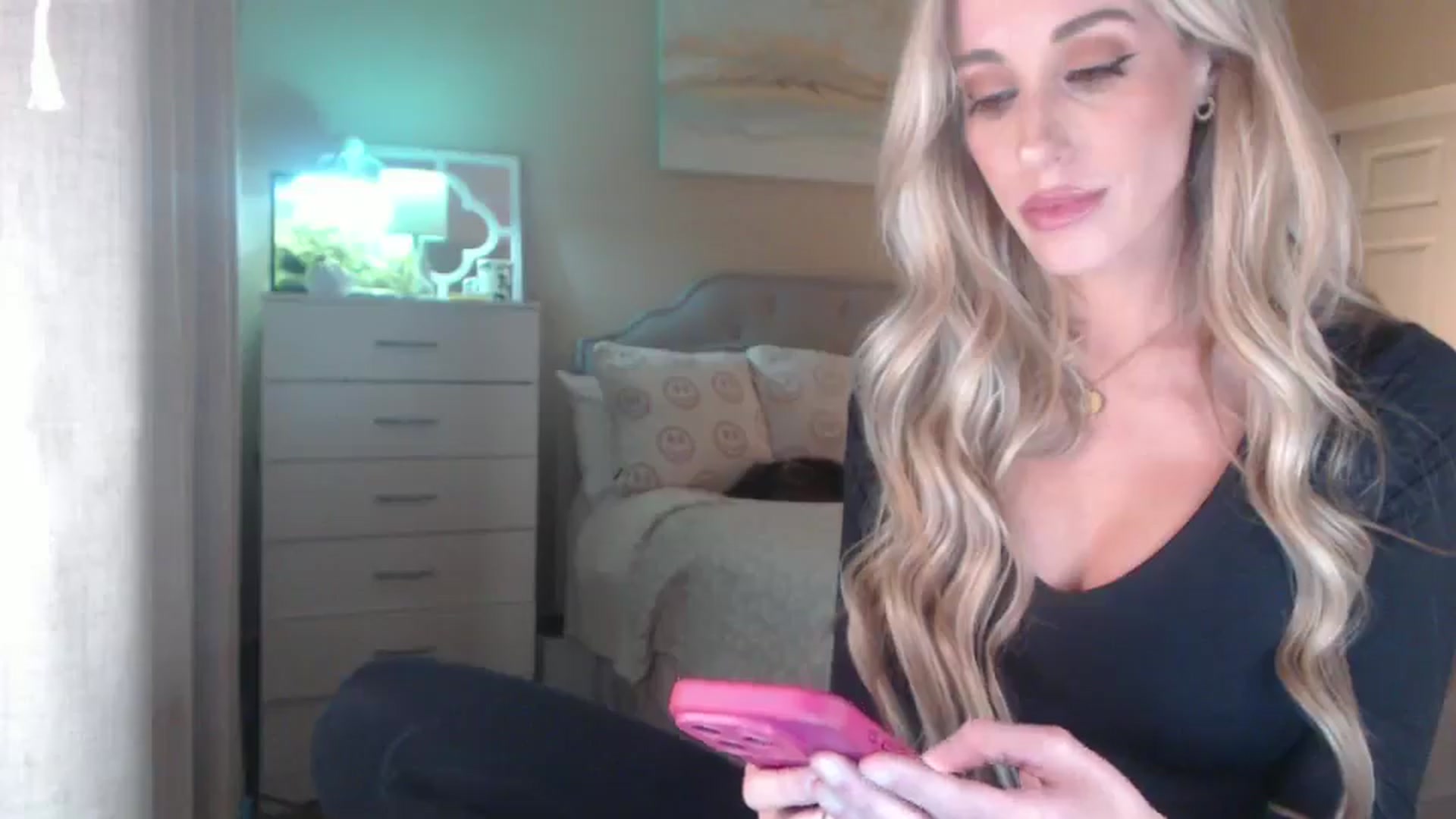 Gallery image thumbnail from Queen_bambii's myfreecams stream on, 01/31/2026, 06:05 image 13 of 20