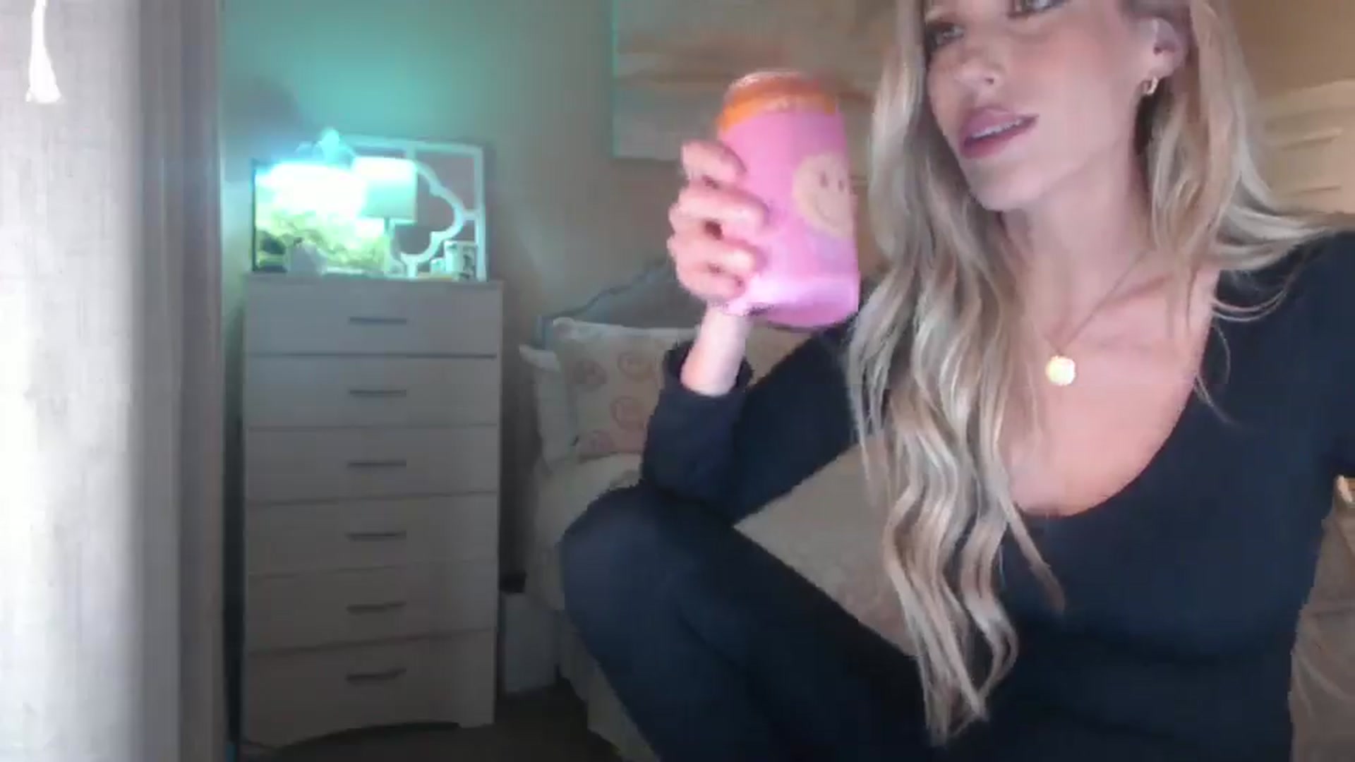Gallery image thumbnail from Queen_bambii's myfreecams stream on, 01/31/2026, 06:05 image 11 of 20