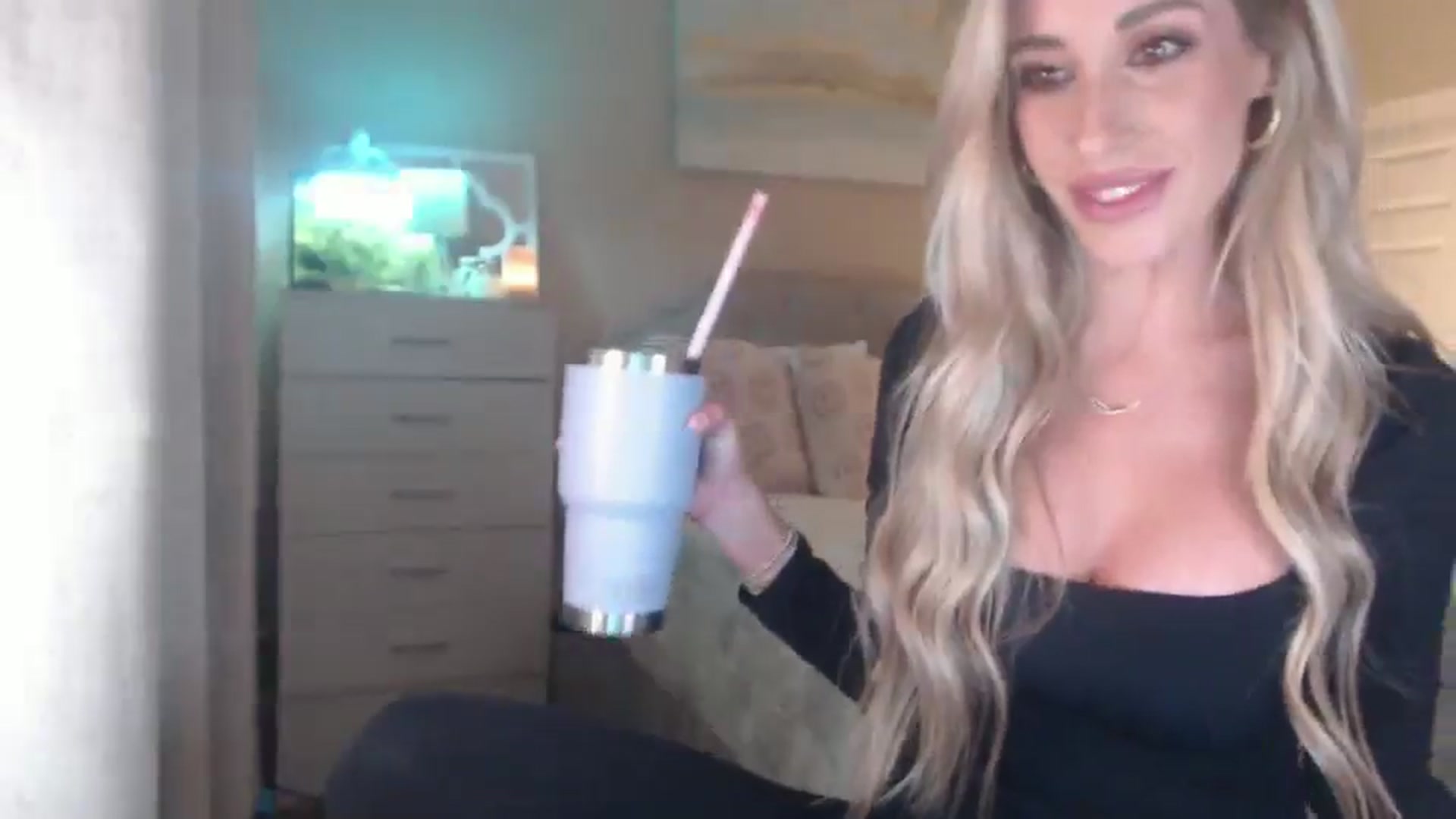 Gallery image thumbnail from Queen_bambii's myfreecams stream on, 02/11/2026, 08:57 image 10 of 20