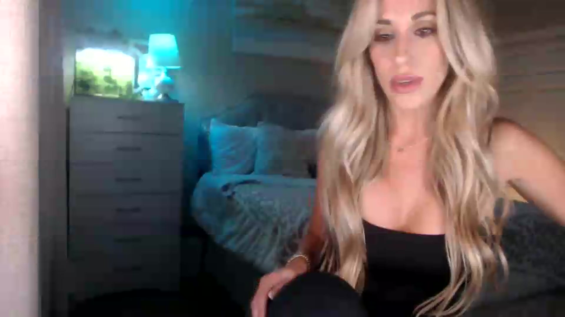Gallery image thumbnail from Queen_bambii's myfreecams stream on, 06/28/2026, 05:00 image 17 of 20