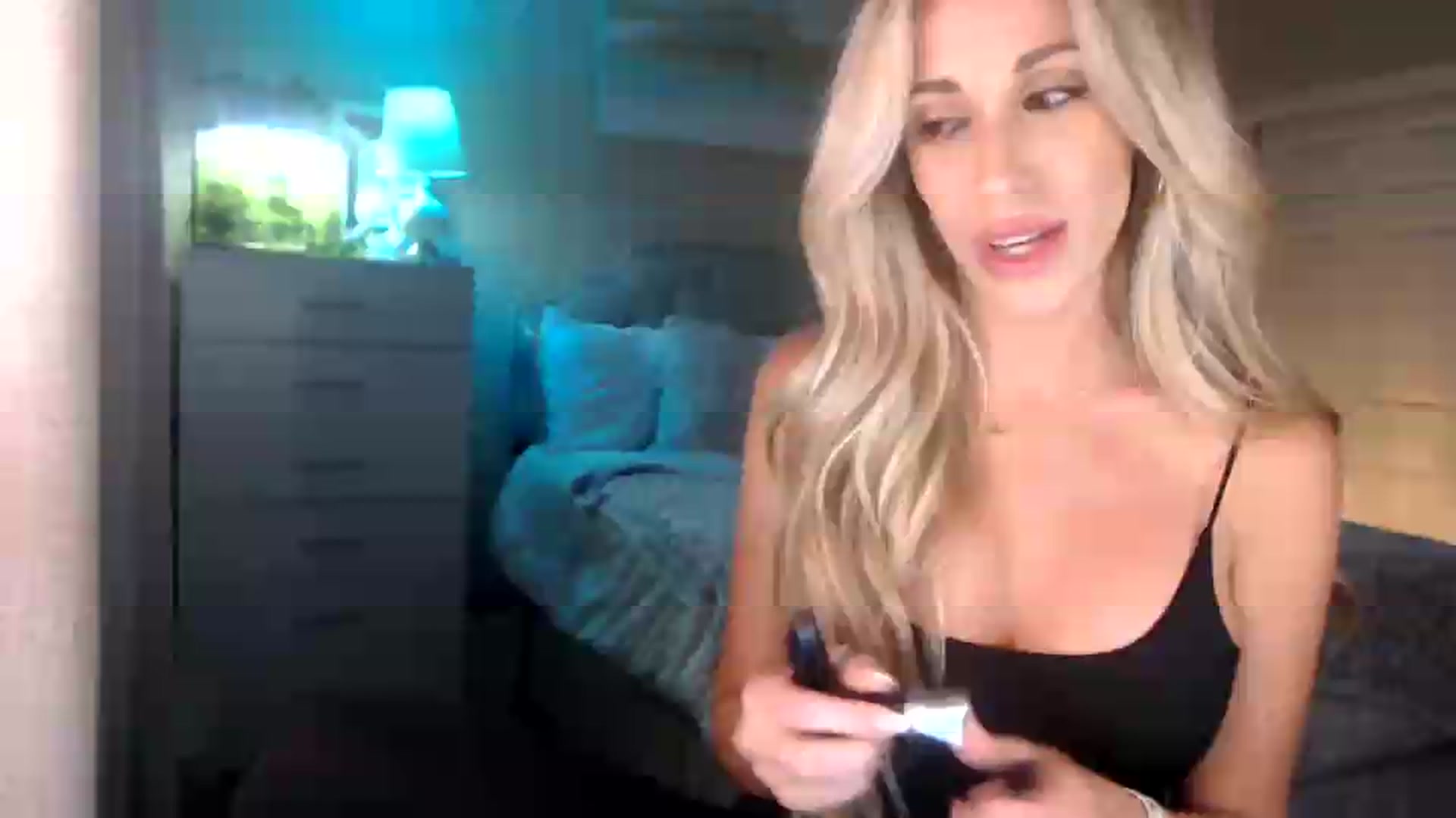Gallery image thumbnail from Queen_bambii's myfreecams stream on, 06/28/2026, 05:00 image 10 of 20