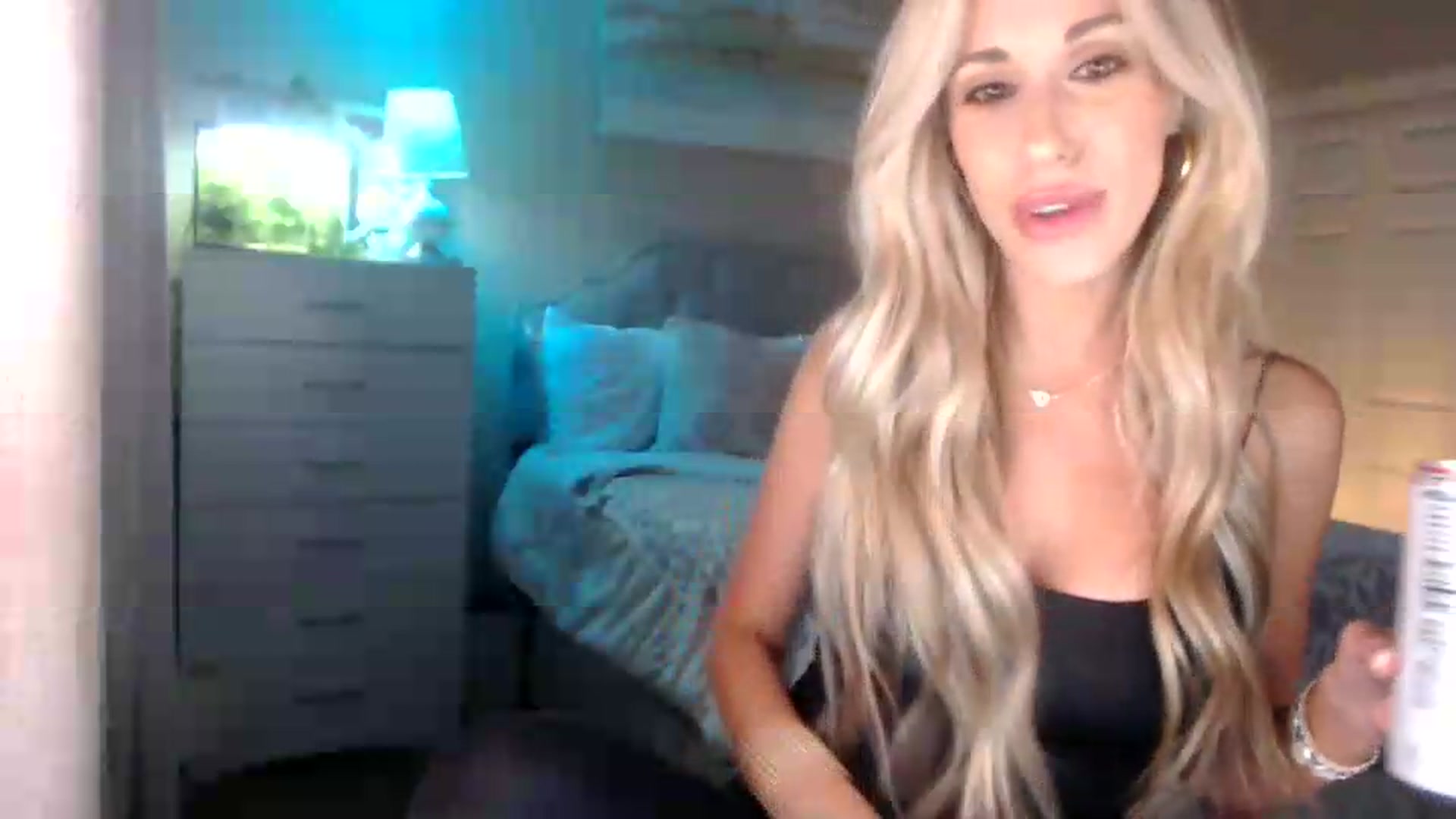 Gallery image thumbnail from Queen_bambii's myfreecams stream on, 06/28/2026, 05:00 image 2 of 20