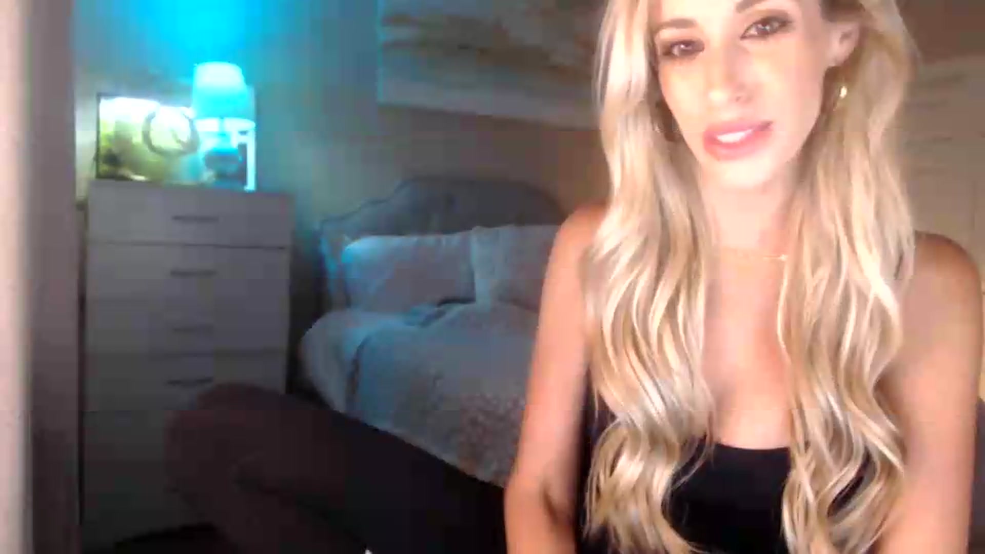 Gallery image thumbnail from Queen_bambii's myfreecams stream on, 07/02/2026, 06:37 image 13 of 20