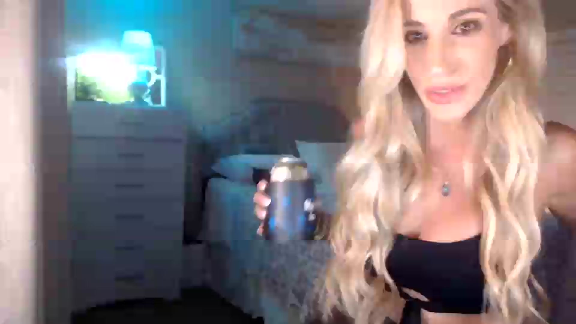 Gallery image thumbnail from Queen_bambii's myfreecams stream on, 07/18/2026, 07:28 image 1 of 20