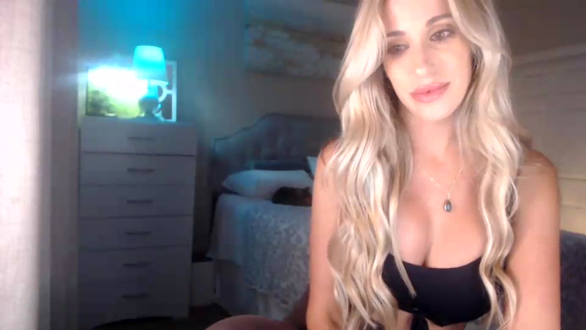 Gallery image thumbnail from Queen_bambii's myfreecams stream on, 07/18/2026, 07:28 image 19 of 20