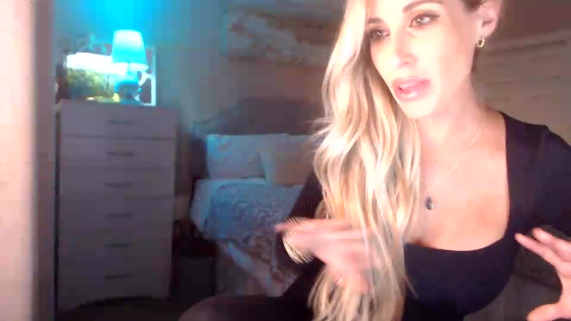 Gallery image thumbnail from Queen_bambii's myfreecams stream on, 07/30/2026, 07:23 image 20 of 20