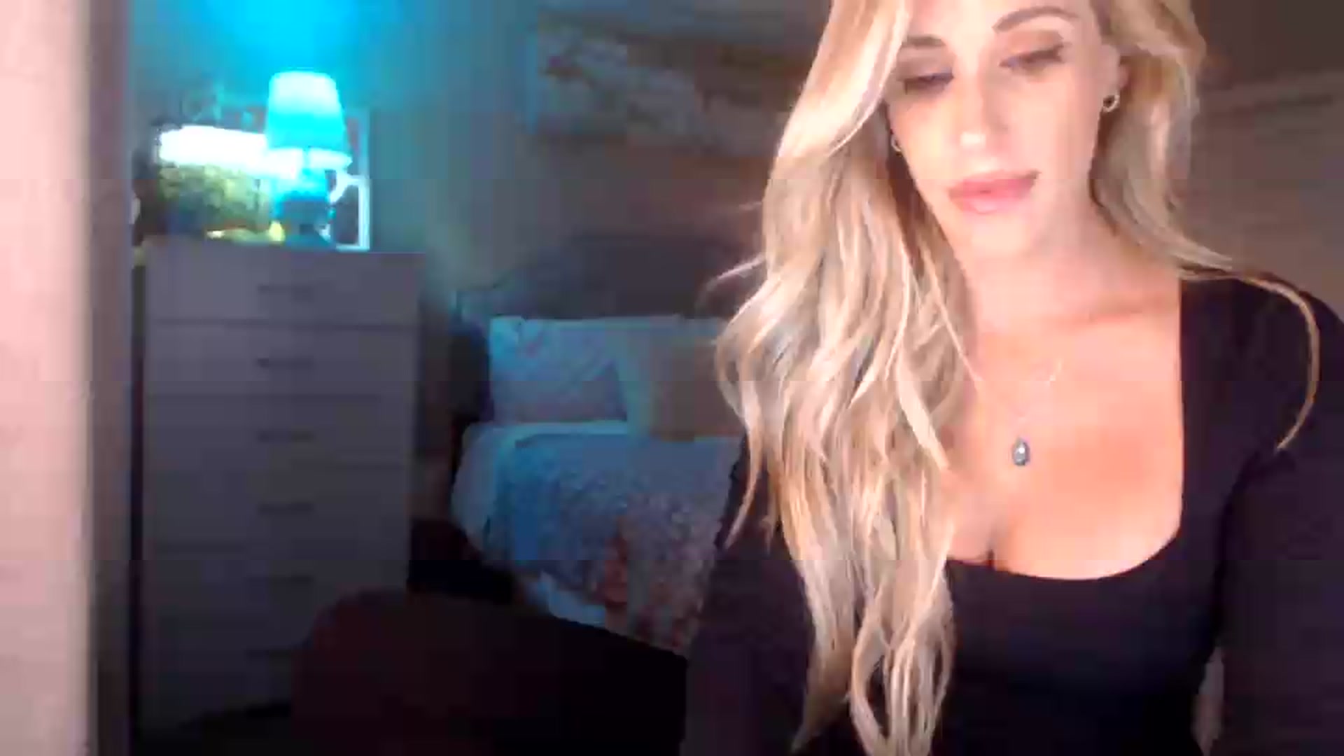 Gallery image thumbnail from Queen_bambii's myfreecams stream on, 07/30/2026, 07:23 image 8 of 20