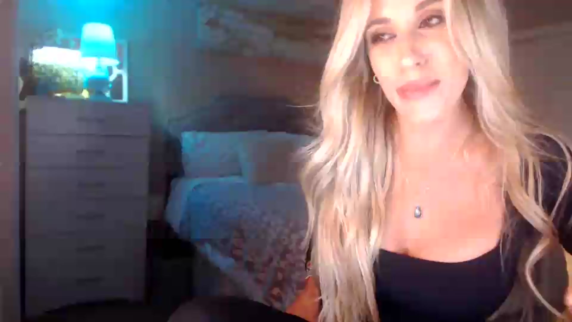 Gallery image thumbnail from Queen_bambii's myfreecams stream on, 07/30/2026, 07:23 image 1 of 20