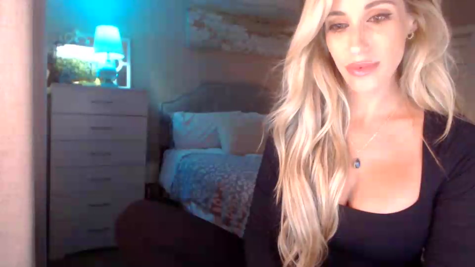 Gallery image thumbnail from Queen_bambii's myfreecams stream on, 07/30/2026, 07:23 image 7 of 20