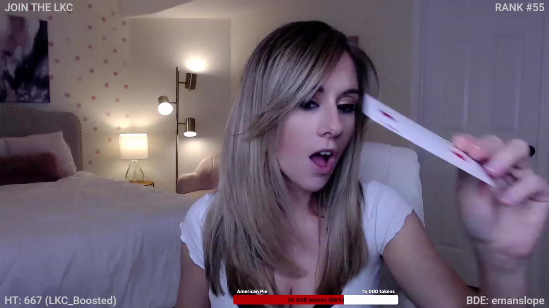 Gallery image thumbnail from Queen_of_LKC's myfreecams stream on, 11/17/2022, 04:01 image 2 of 20