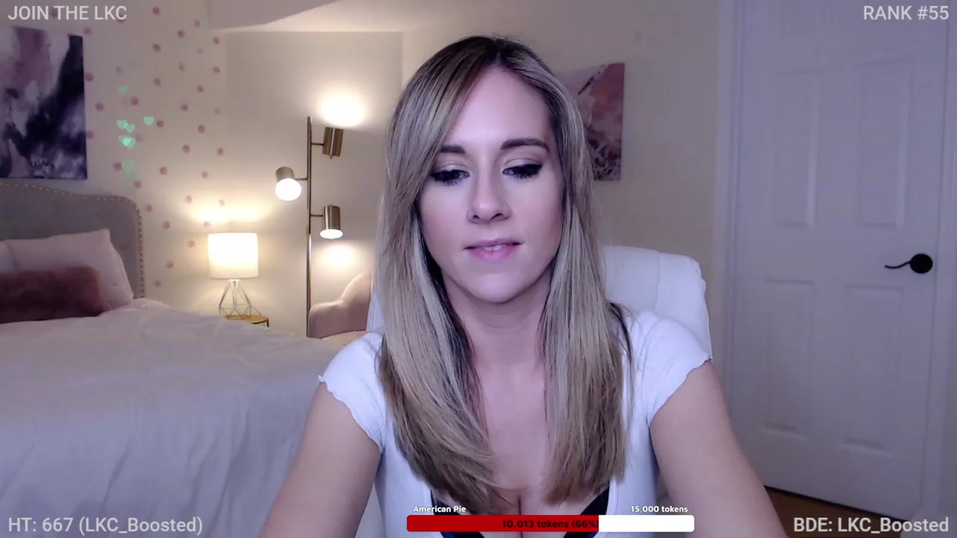 Gallery image thumbnail from Queen_of_LKC's myfreecams stream on, 11/17/2022, 04:01 image 1 of 20