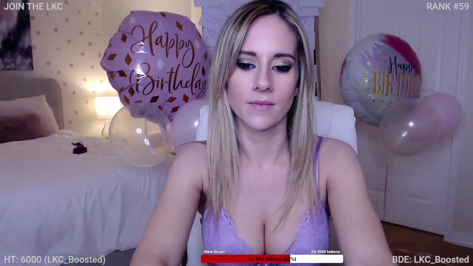 Gallery image thumbnail from Queen_of_LKC's myfreecams stream on, 11/19/2022, 05:04 image 1 of 20