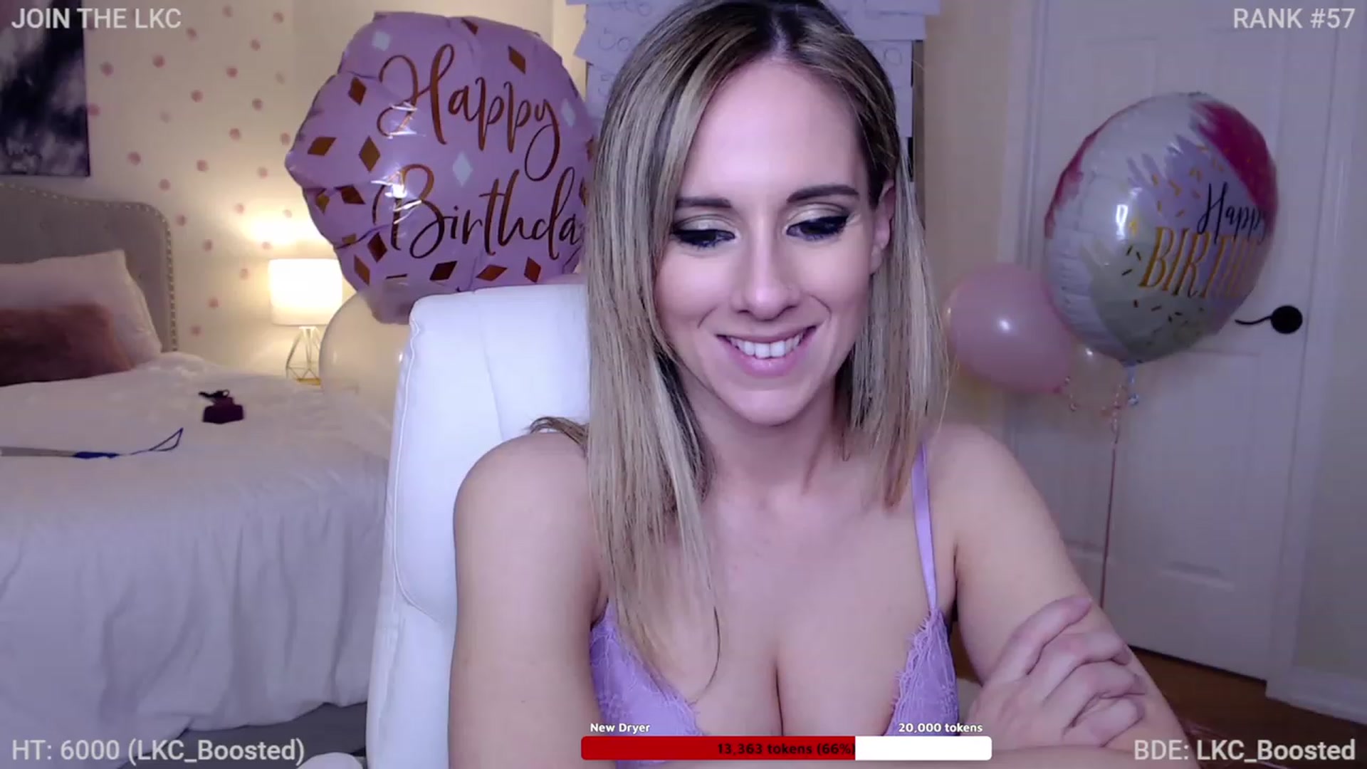 Gallery image thumbnail from Queen_of_LKC's myfreecams stream on, 11/19/2022, 05:04 image 8 of 20