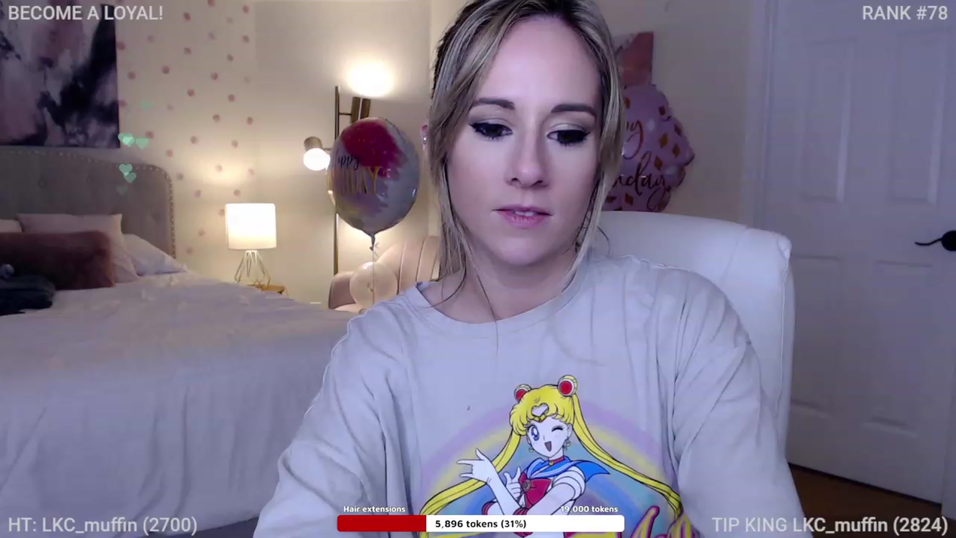 Gallery image thumbnail from Queen_of_LKC's myfreecams stream on, 11/26/2022, 04:00 image 4 of 20