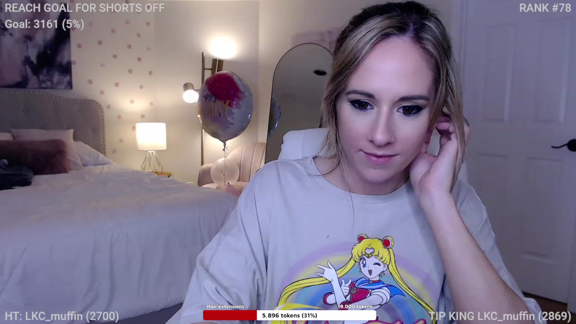 Gallery image thumbnail from Queen_of_LKC's myfreecams stream on, 11/26/2022, 04:00 image 6 of 20