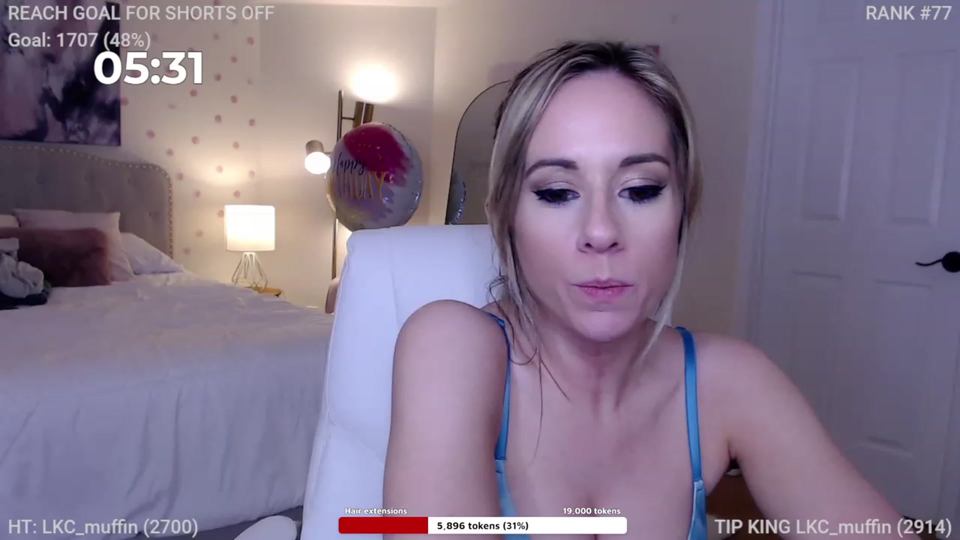 Gallery image thumbnail from Queen_of_LKC's myfreecams stream on, 11/26/2022, 04:00 image 18 of 20