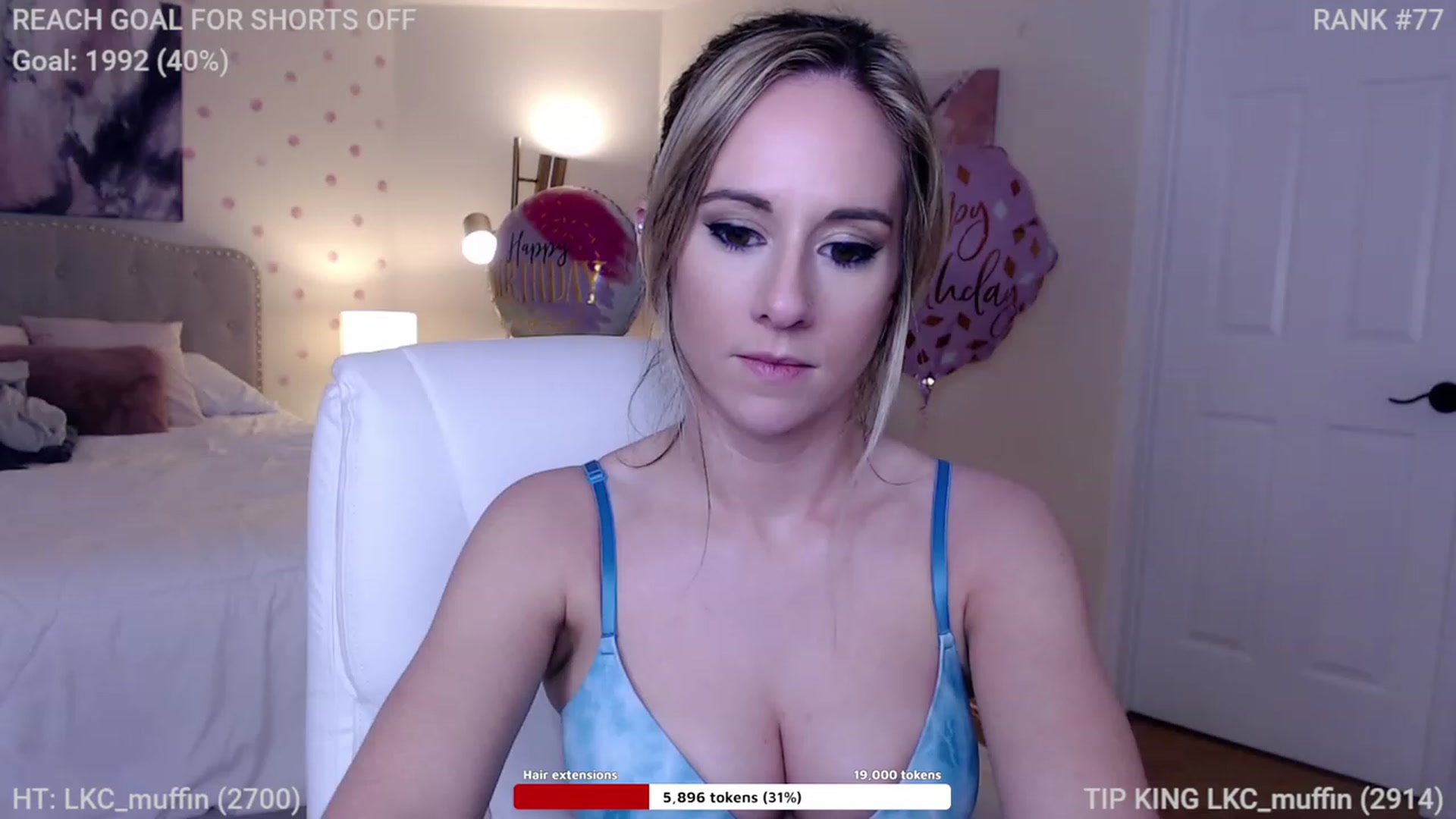 Gallery image thumbnail from Queen_of_LKC's myfreecams stream on, 11/26/2022, 04:00 image 13 of 20