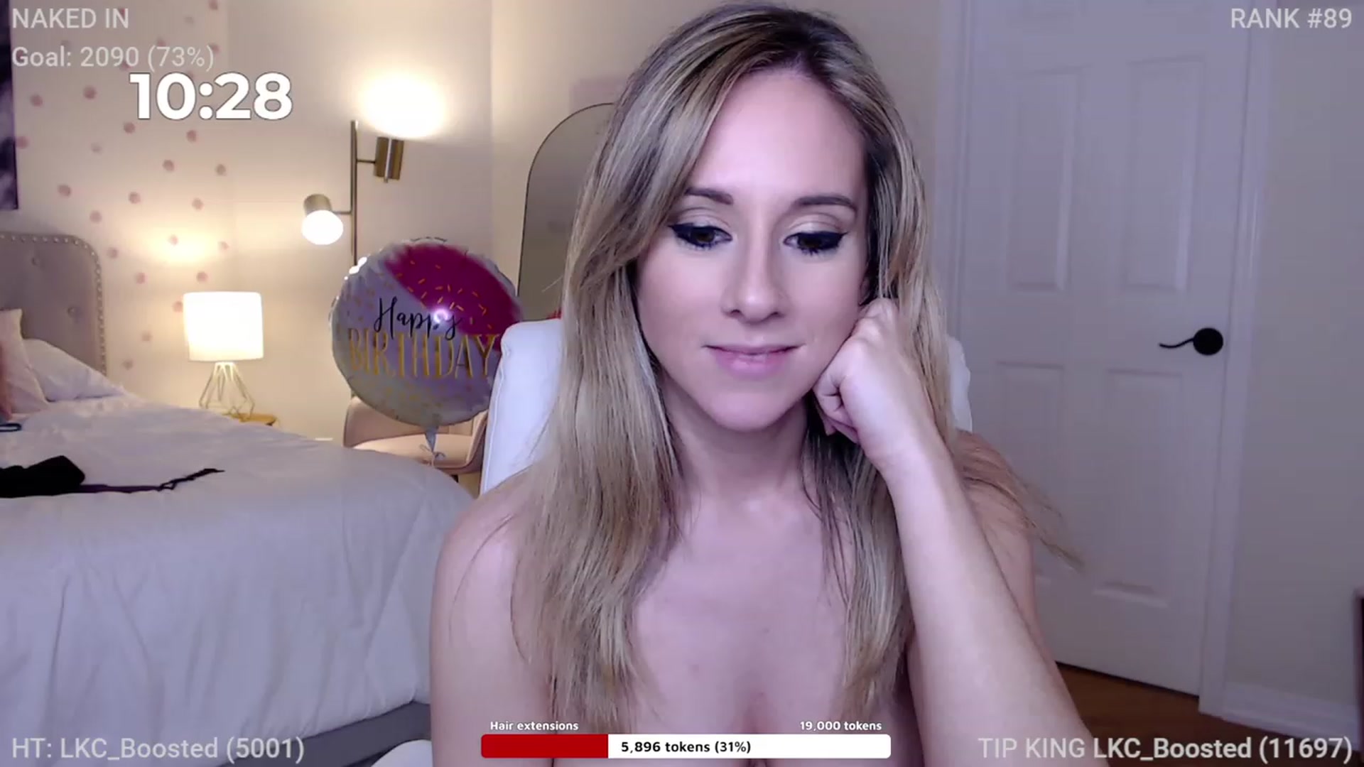 Gallery image thumbnail from Queen_of_LKC's myfreecams stream on, 11/29/2022, 03:52 image 14 of 20