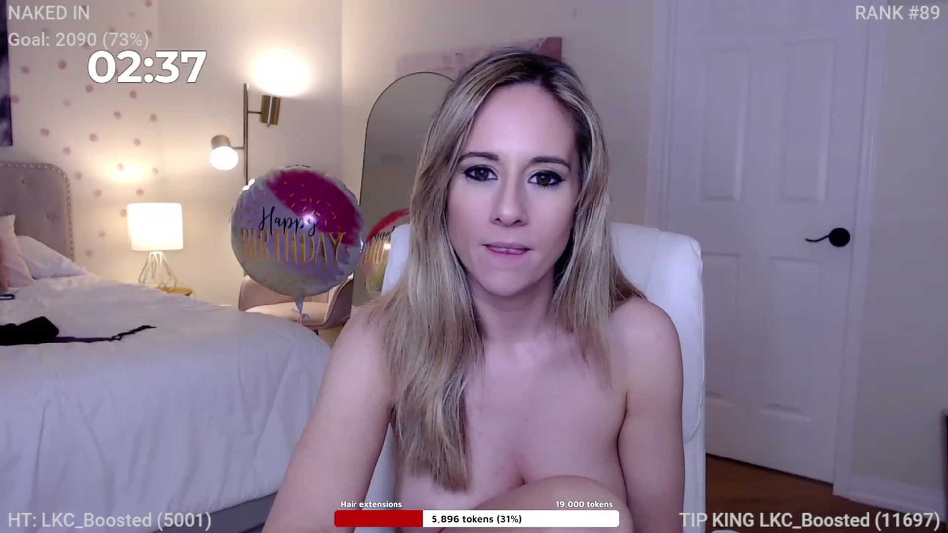 Gallery image thumbnail from Queen_of_LKC's myfreecams stream on, 11/29/2022, 03:52 image 17 of 20