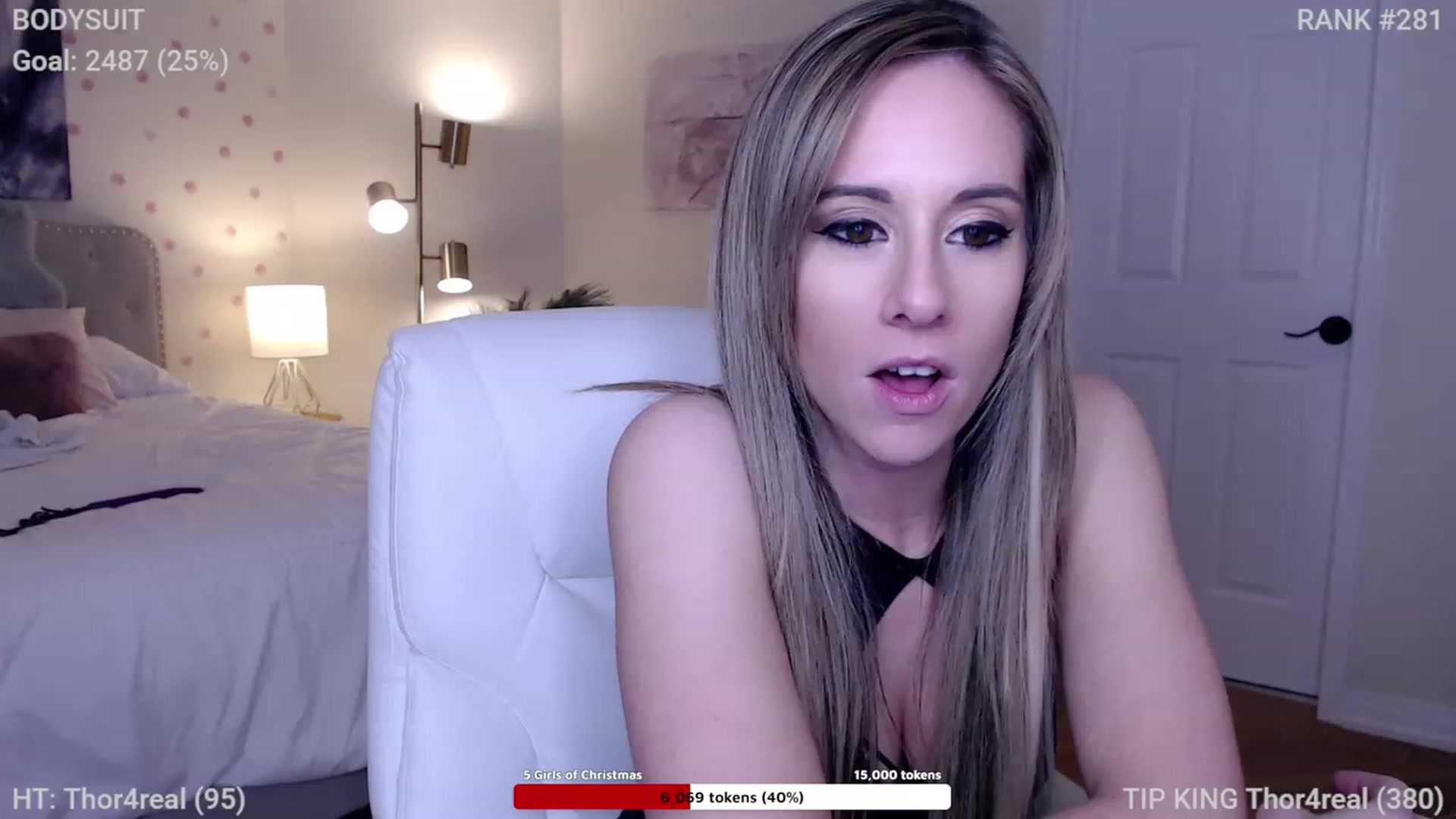 Gallery image thumbnail from Queen_of_LKC's myfreecams stream on, 12/04/2022, 03:30 image 7 of 20