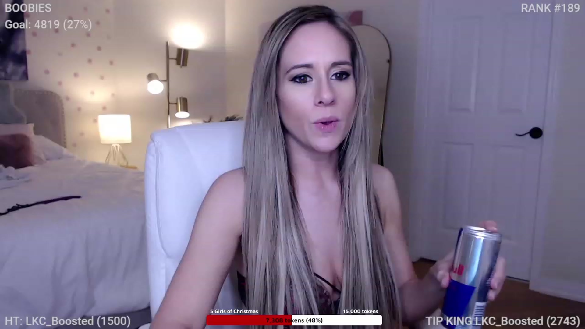 Gallery image thumbnail from Queen_of_LKC's myfreecams stream on, 12/04/2022, 03:30 image 16 of 20