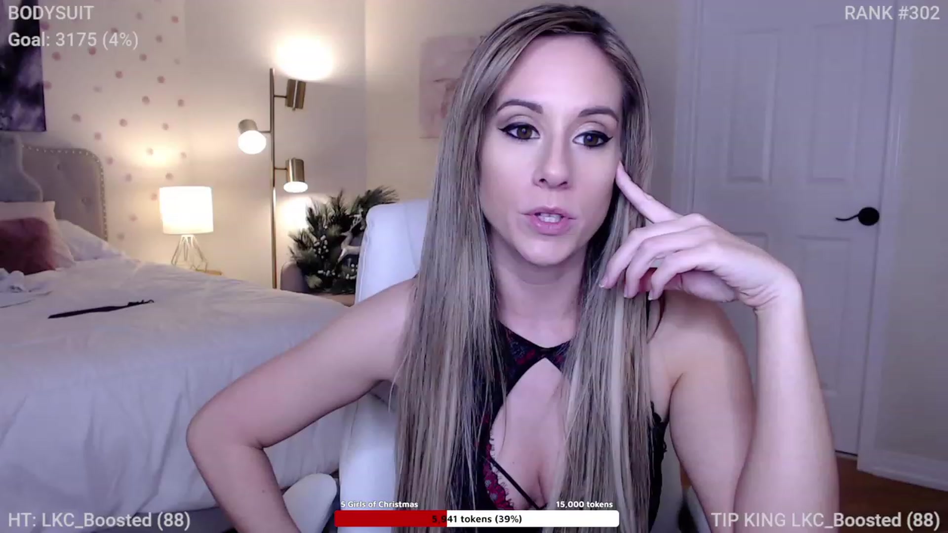 Gallery image thumbnail from Queen_of_LKC's myfreecams stream on, 12/04/2022, 03:30 image 2 of 20
