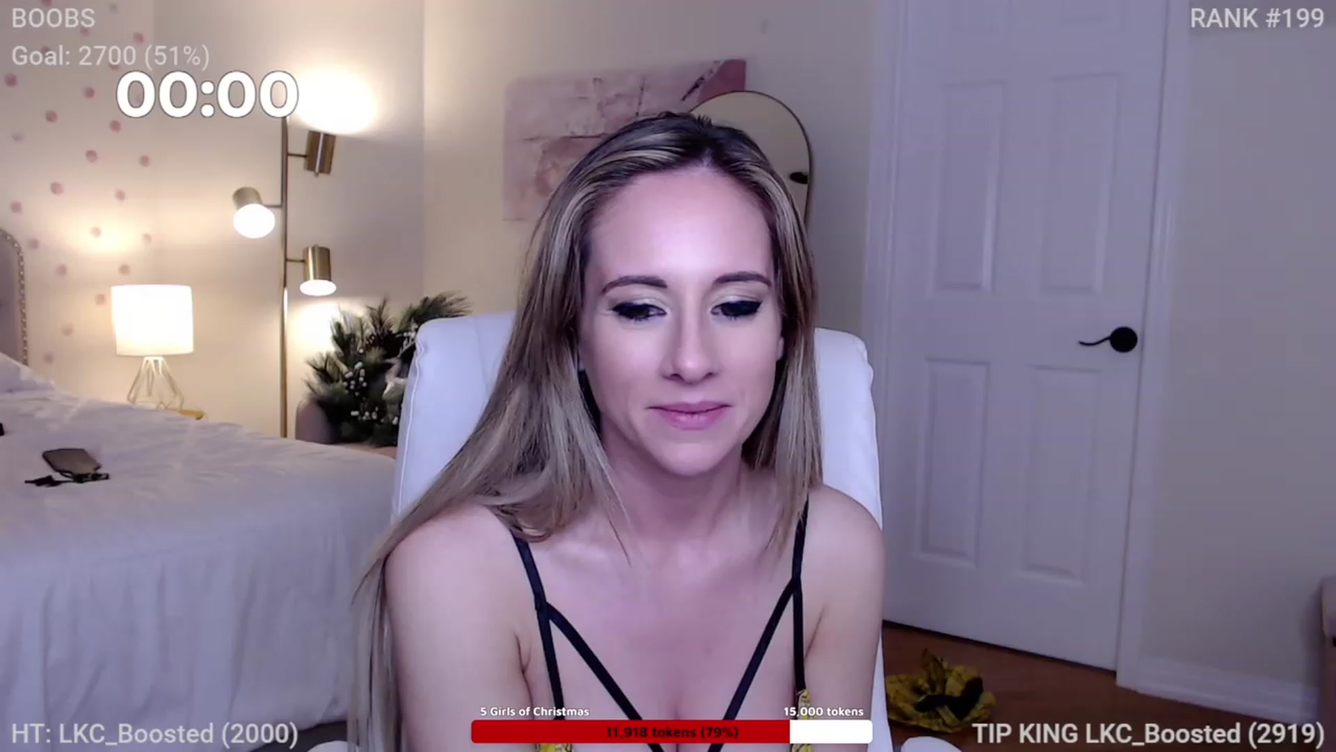 Gallery image thumbnail from Queen_of_LKC's myfreecams stream on, 12/10/2022, 05:51 image 17 of 20