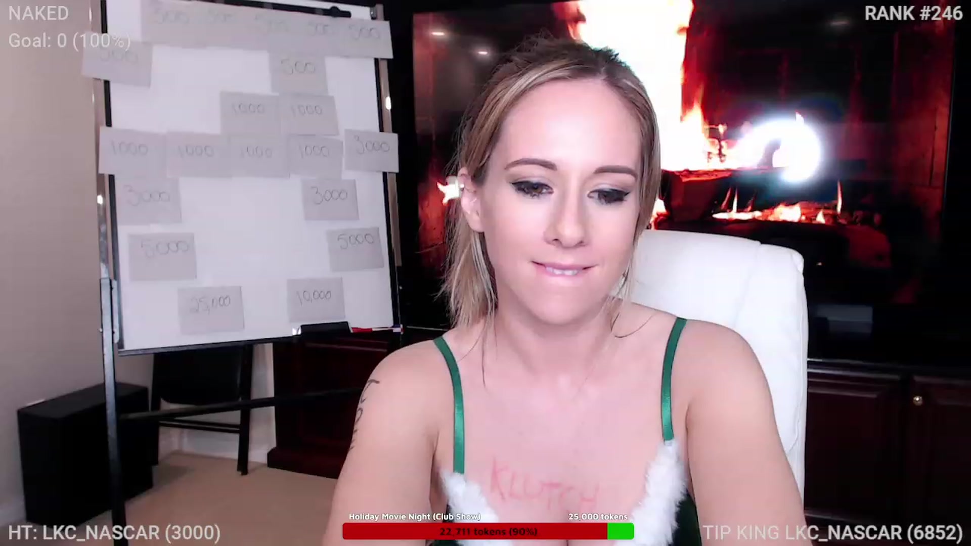 Gallery image thumbnail from Queen_of_LKC's myfreecams stream on, 12/17/2022, 05:16 image 11 of 20