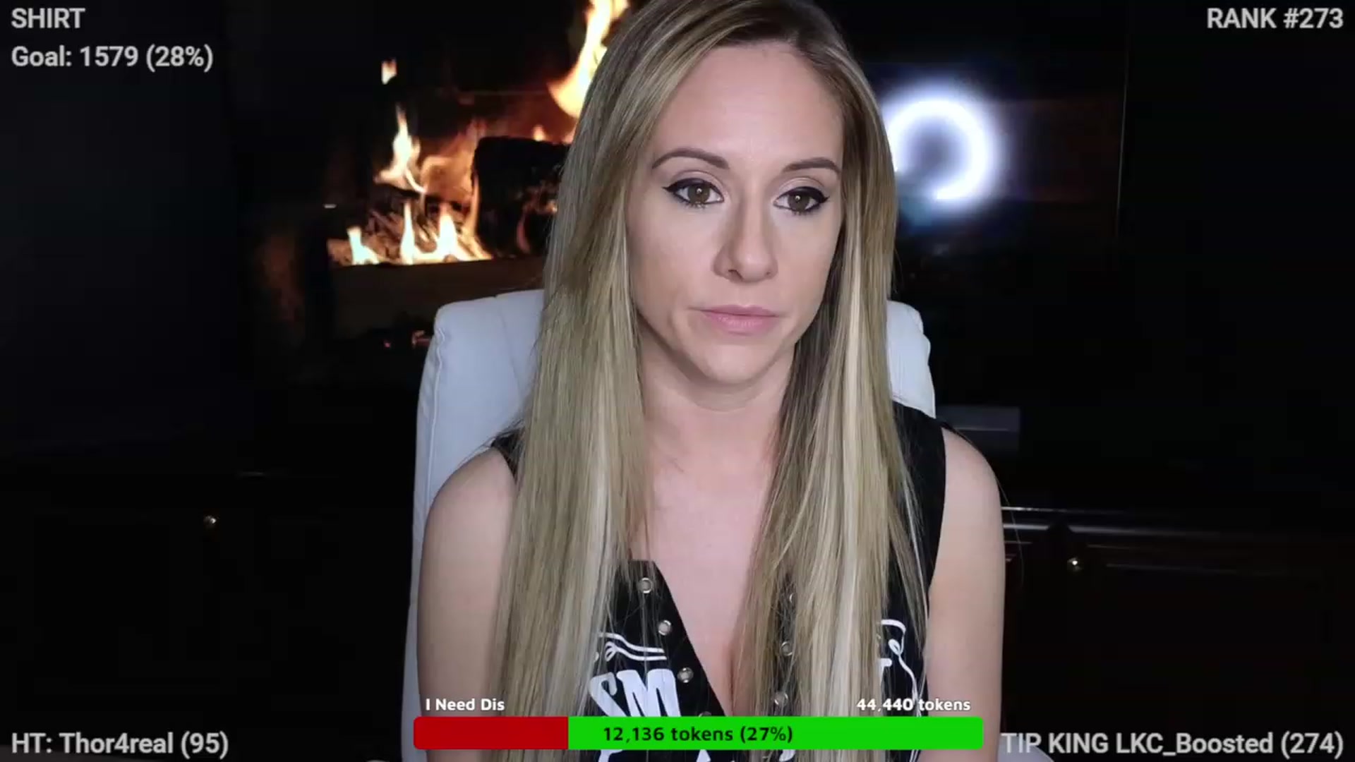 Gallery image thumbnail from Queen_of_LKC's myfreecams stream on, 12/24/2022, 03:32 image 9 of 20