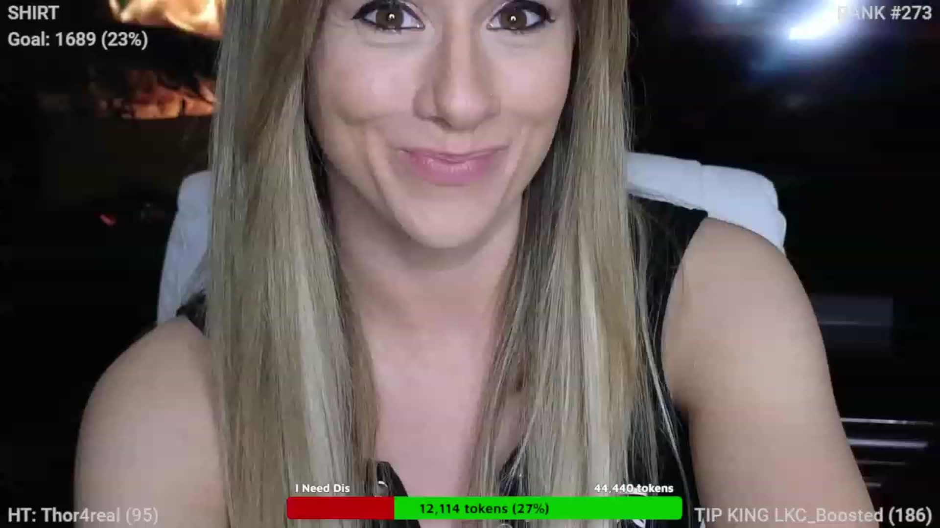 Gallery image thumbnail from Queen_of_LKC's myfreecams stream on, 12/24/2022, 03:32 image 8 of 20