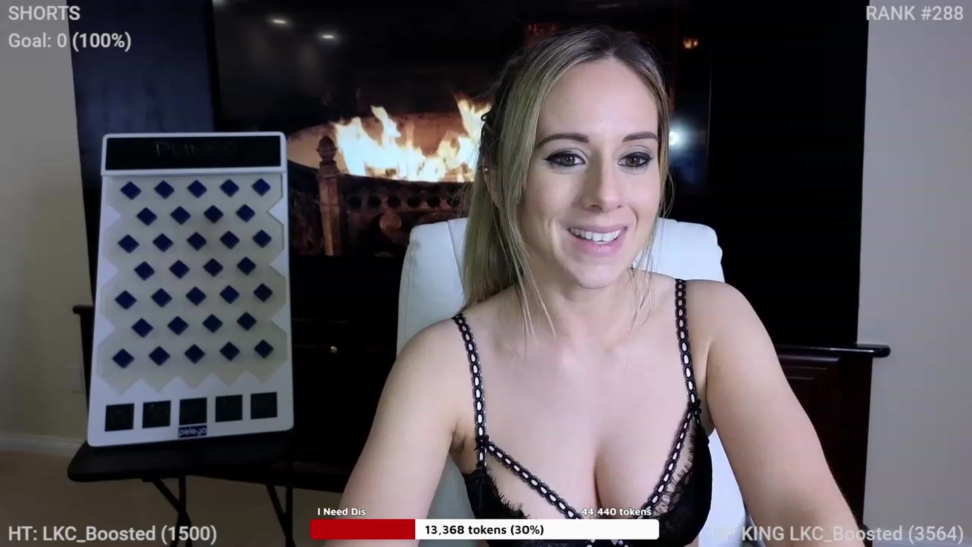 Gallery image thumbnail from Queen_of_LKC's myfreecams stream on, 12/29/2022, 04:43 image 5 of 20