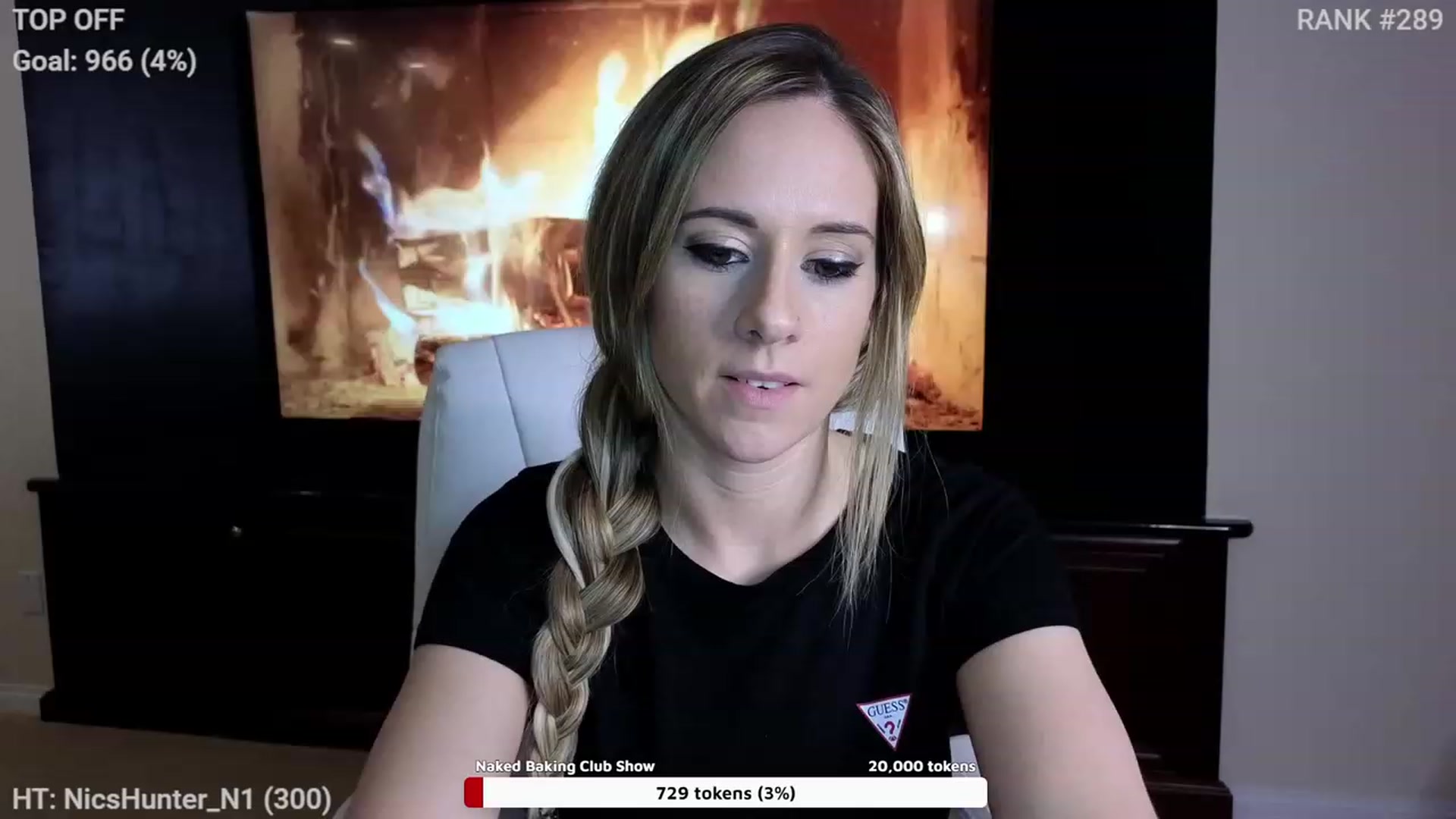 Gallery image thumbnail from Queen_of_LKC's myfreecams stream on, 12/31/2022, 05:20 image 1 of 20