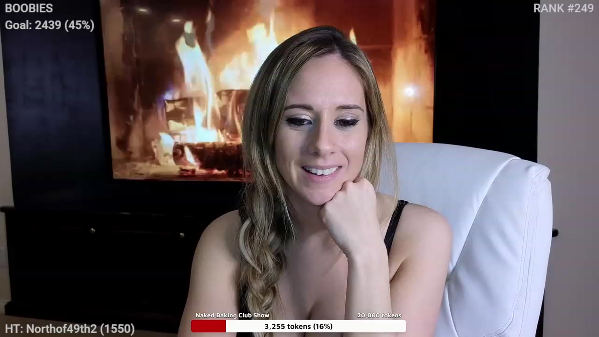 Gallery image thumbnail from Queen_of_LKC's myfreecams stream on, 12/31/2022, 05:20 image 14 of 20