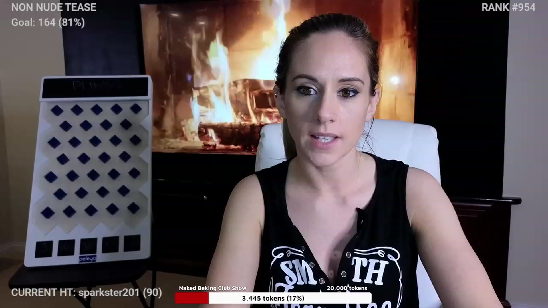 Gallery image thumbnail from Queen_of_LKC's myfreecams stream on, 01/05/2023, 05:15 image 3 of 20